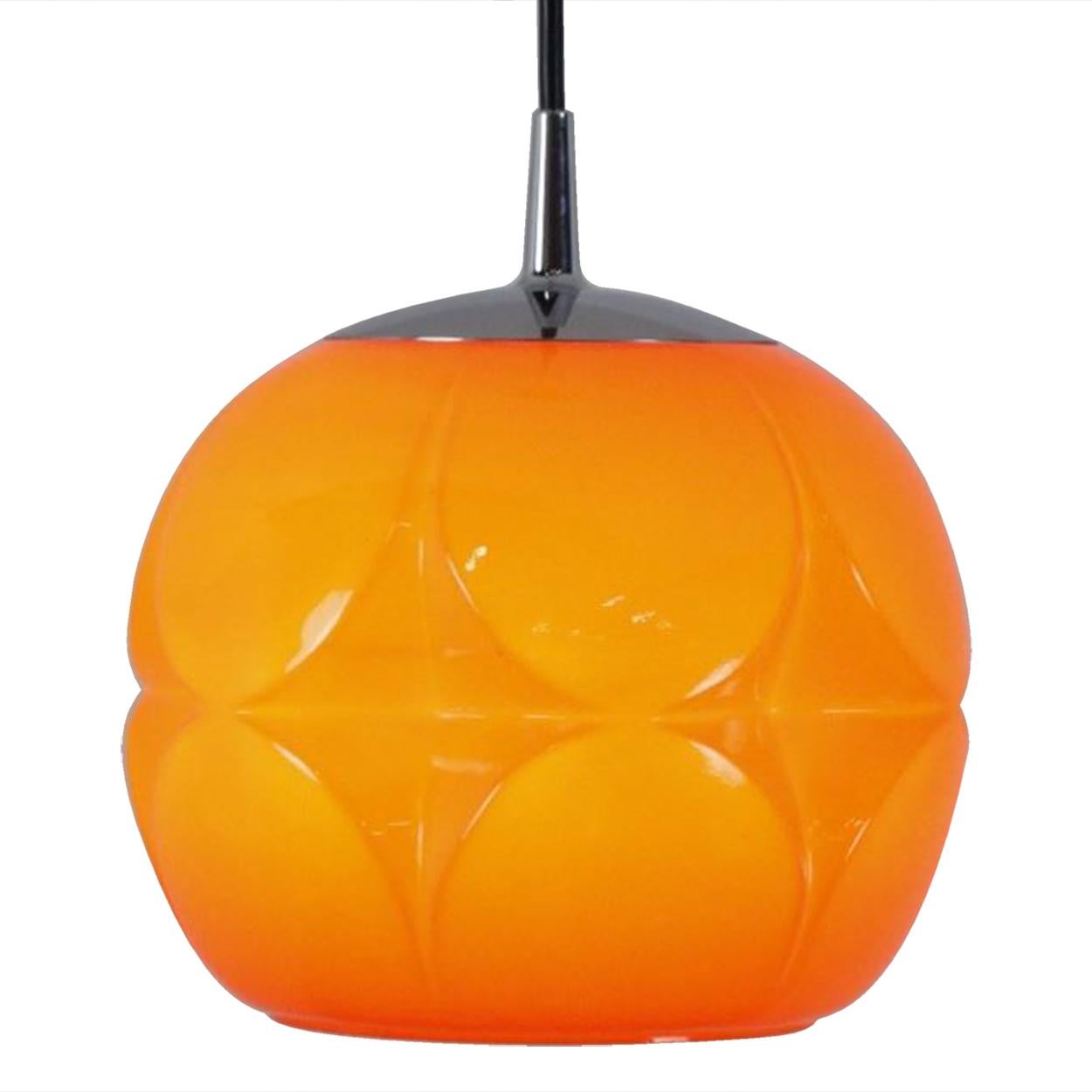 Coppia di apparecchi geometrici in vetro arancione opaco fuso, Peill & Putzler In condizioni buone in vendita a Rijssen, NL