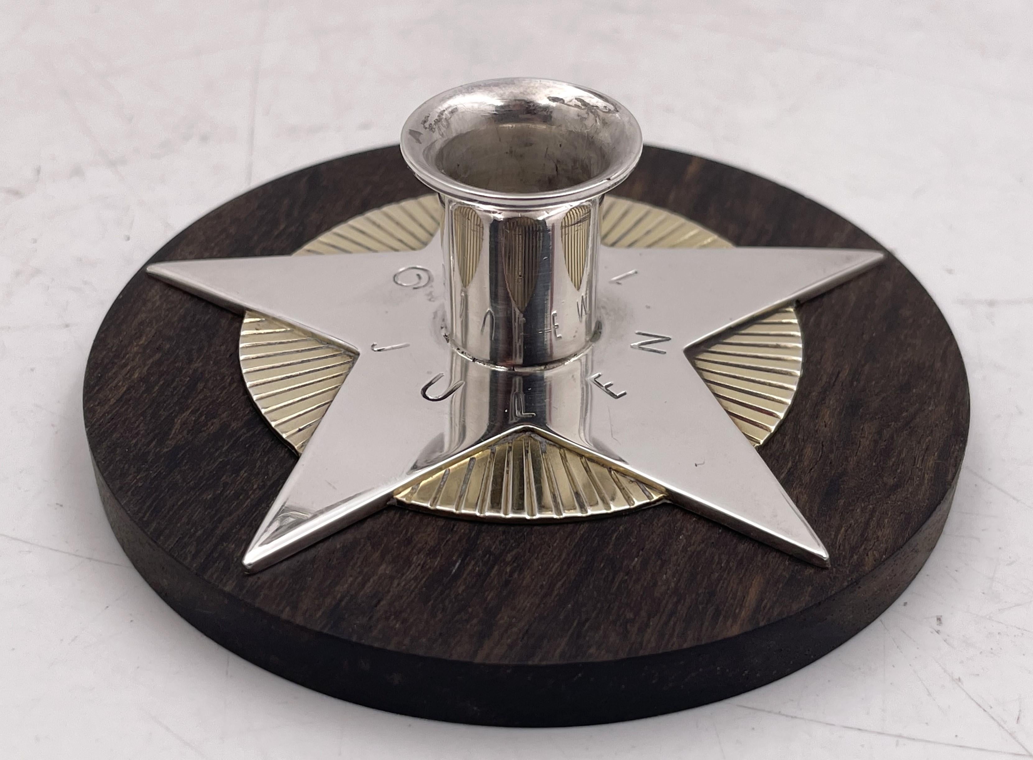 Danois Paire de chandeliers Georg Jensen en argent sterling et bois par A. Malinowski, 1940 en vente