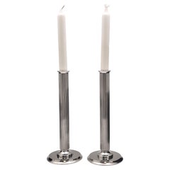 Pareja de candelabros de plata de ley Georg Jensen by S. Bernadotte #855B c/cajas