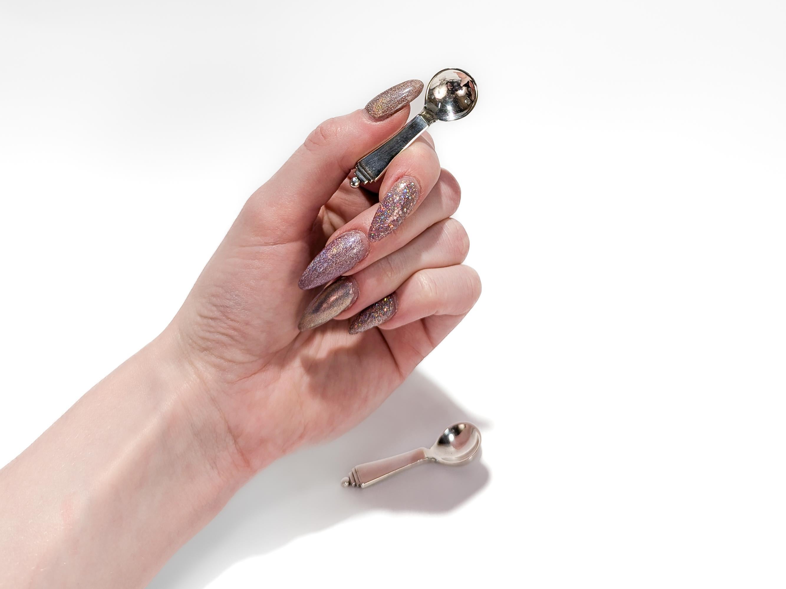 Scandinave moderne Paire de cuillères à sel en argent sterling Georg Jensen Pyramide en vente