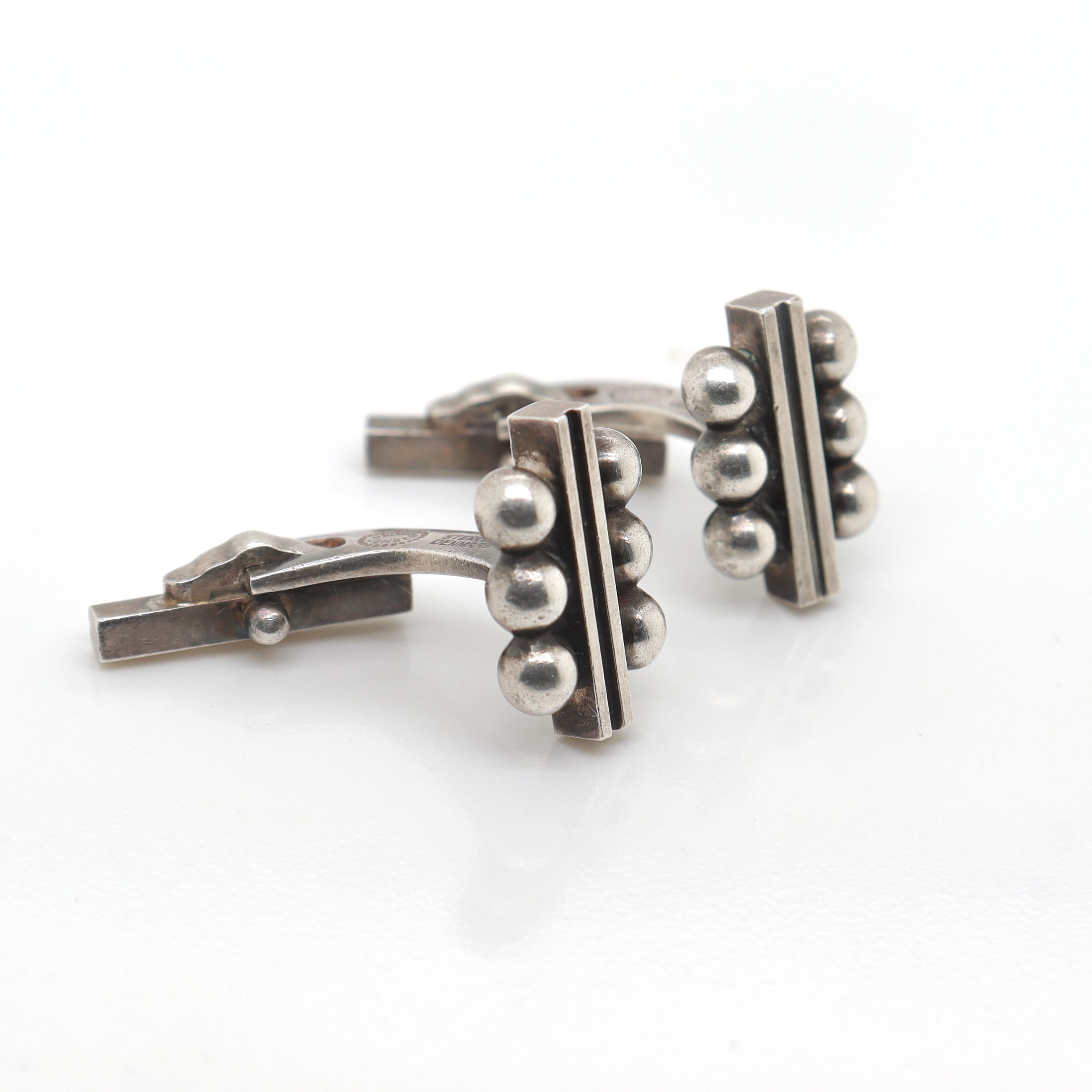 Pair of Georg Jensen Sterling Silver Cufflinks No. 61B In Good Condition For Sale In Philadelphia, PA