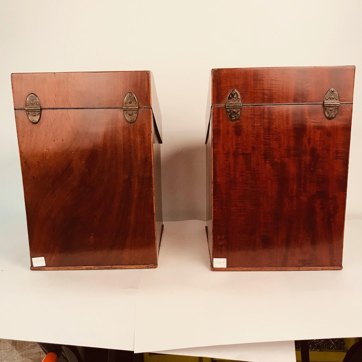 Hand-Crafted Pair of George 111 Inlaid Mahogany Knife Boxes For Sale