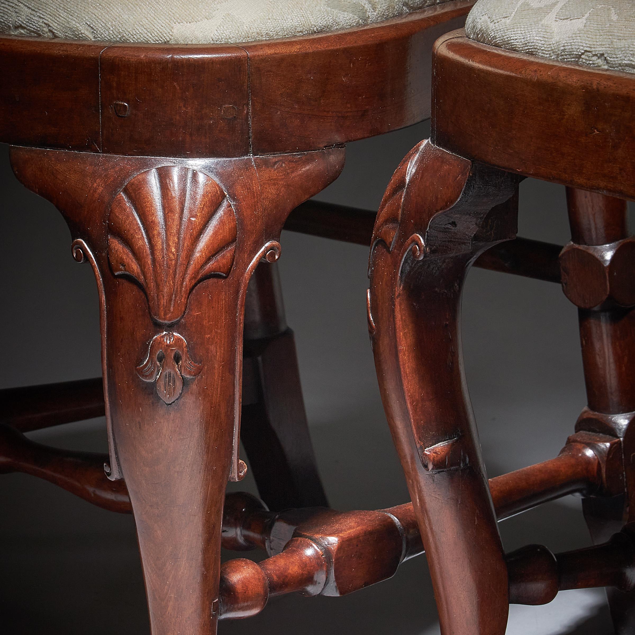 Pair of George I 18th Century Carved Mahogany Chairs, Circa 1720 For Sale 5