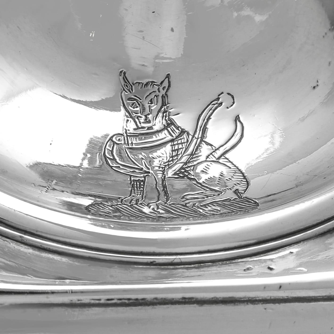 Inizio XVIII secolo Coppia di ceri in argento sterling di epoca Giorgio I realizzati nel 1723 in vendita