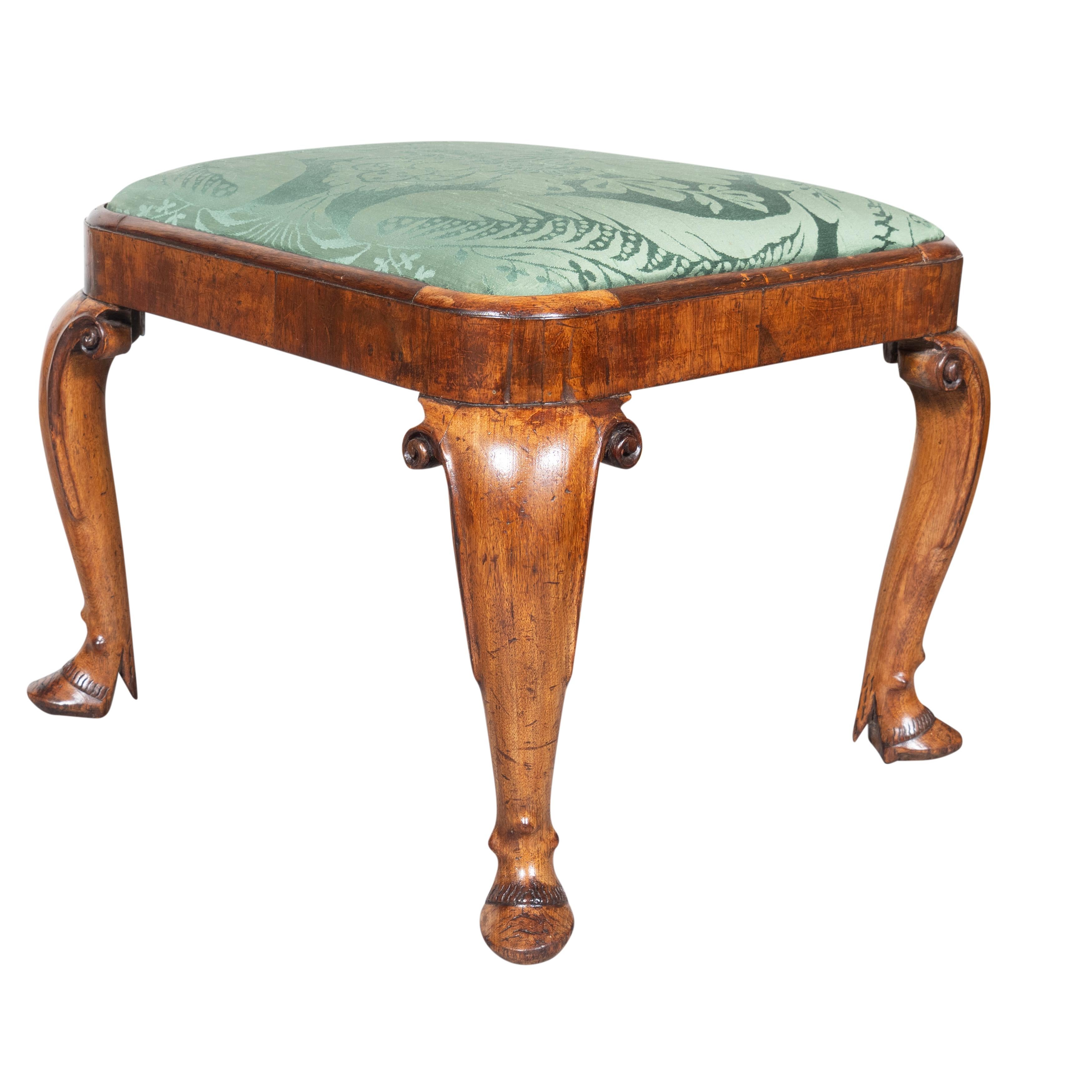 Damask Pair Of George I Walnut Benches For Sale