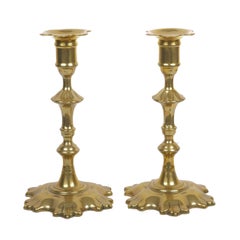 Pair of George II Antique English Shell-Base Brass Candlesticks, circa 1760