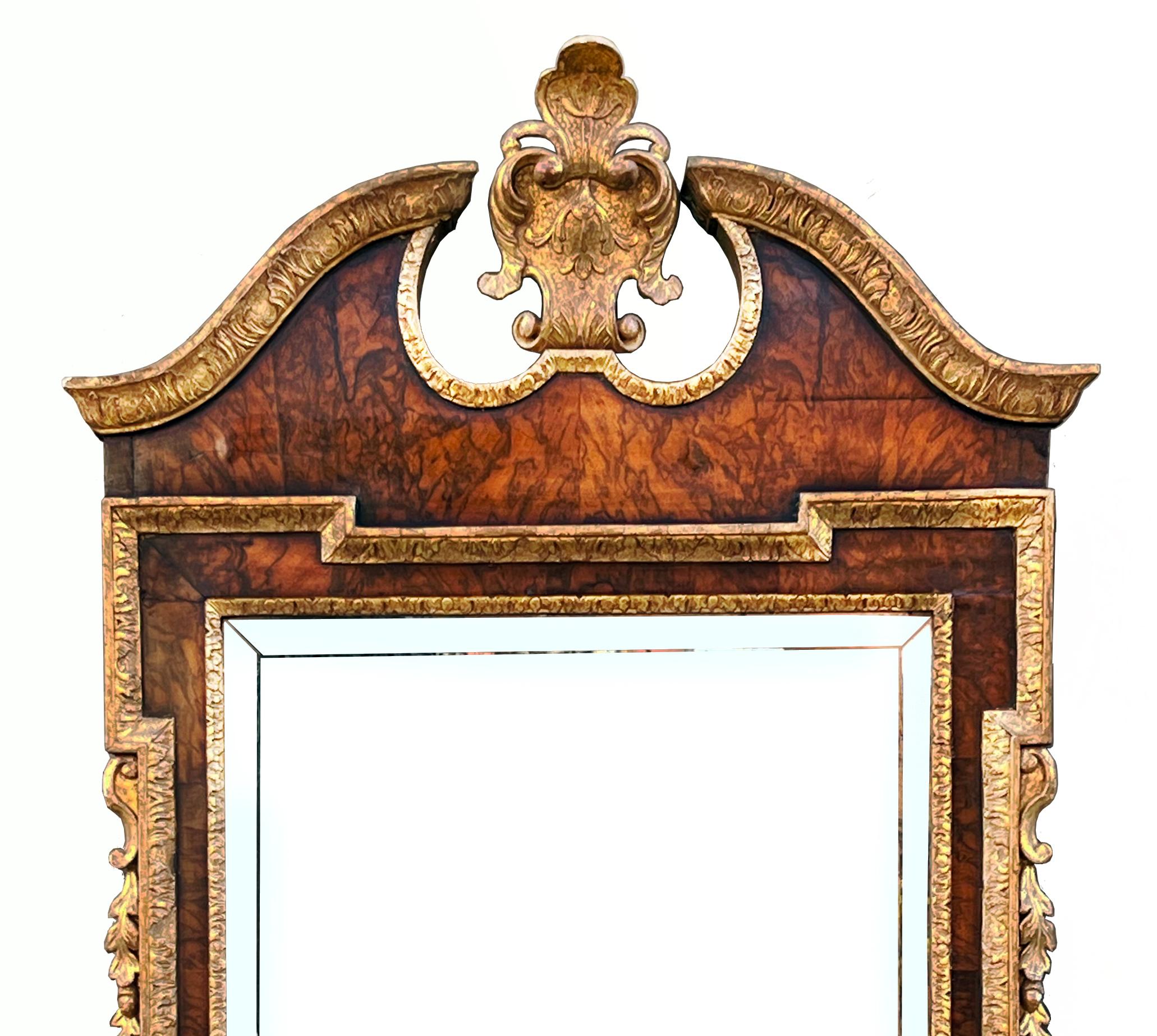 Pair of George II Giltwood Tablet Mirrors, circa 1735 In Good Condition For Sale In Brooklyn, NY