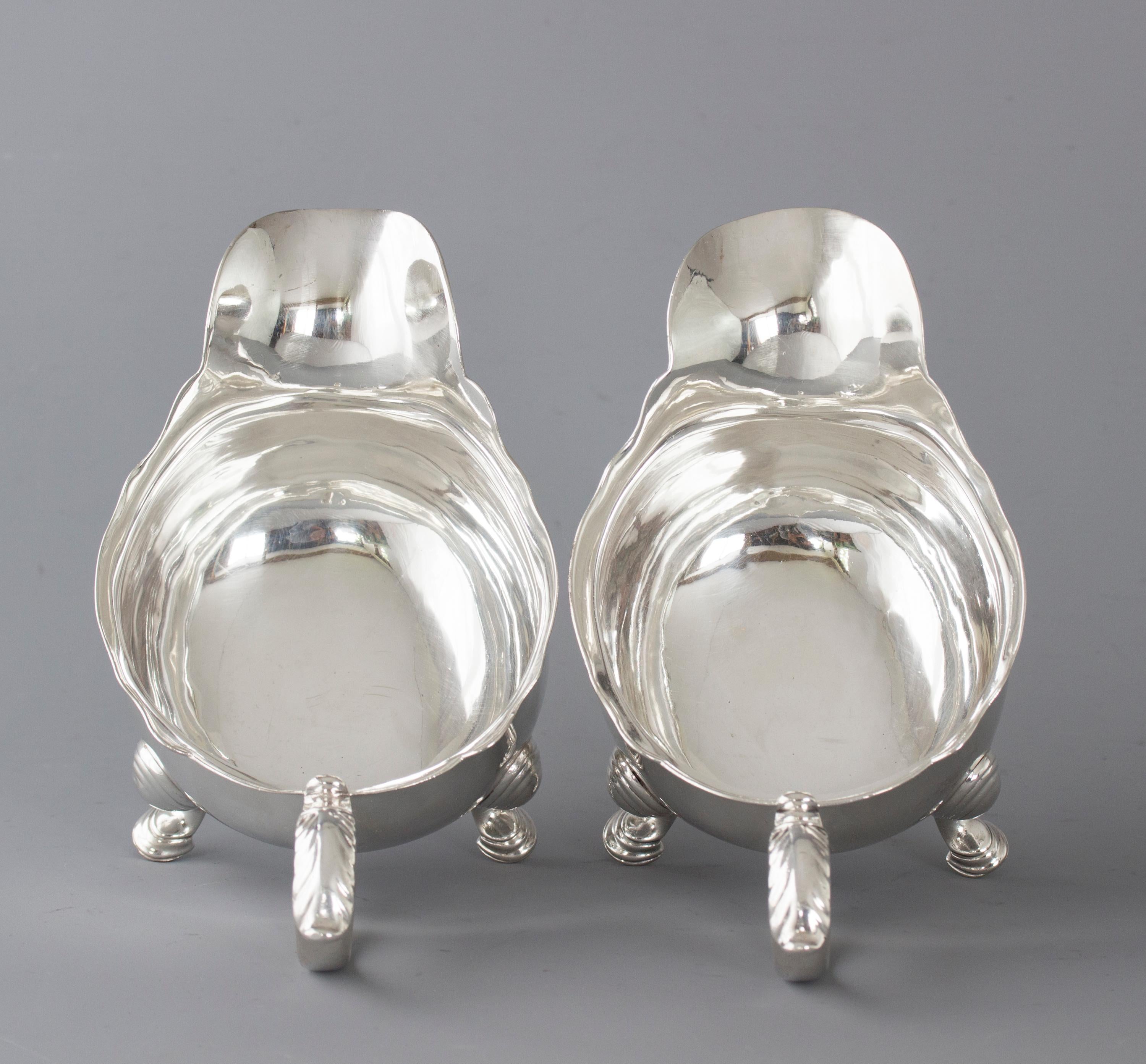 Sterling Silver Pair of George II Silver Sauce Boats, London, 1737 by Benjamin West For Sale
