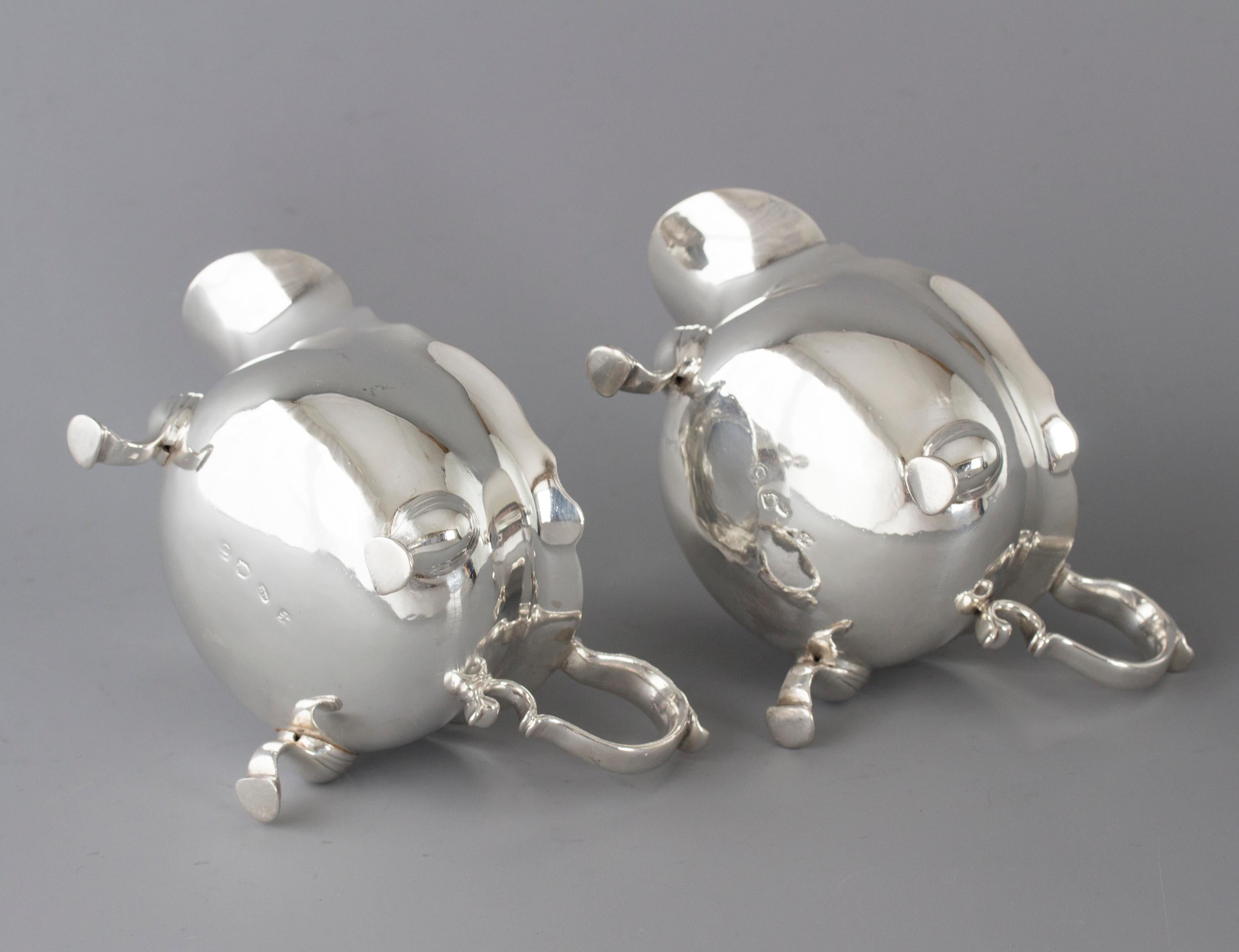 Pair of George II Silver Sauce Boats, London, 1737 by Benjamin West For Sale 1