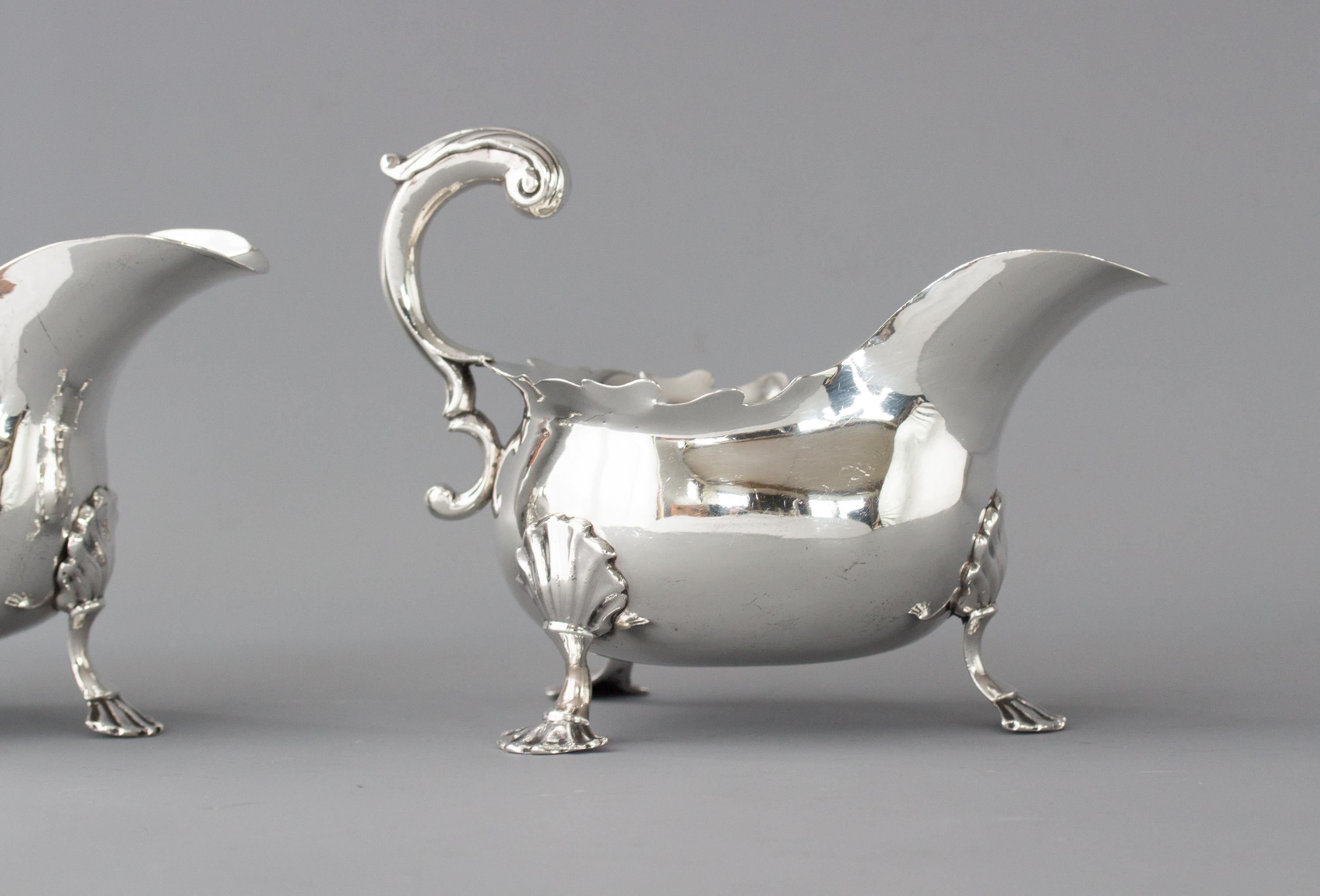 Pair of George II Silver Sauce Boats, London, 1752 5