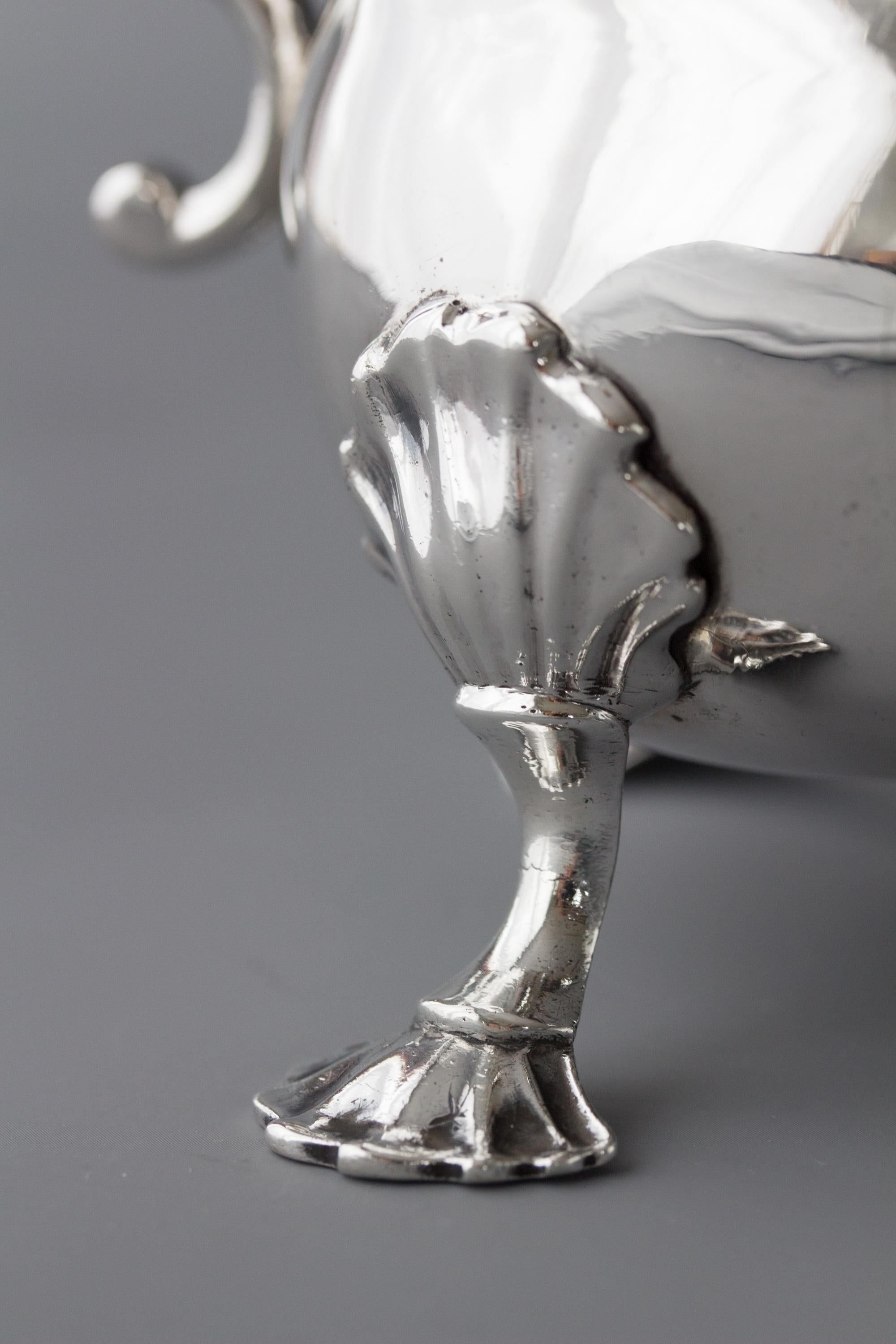 Pair of George II Silver Sauce Boats, London, 1752 9