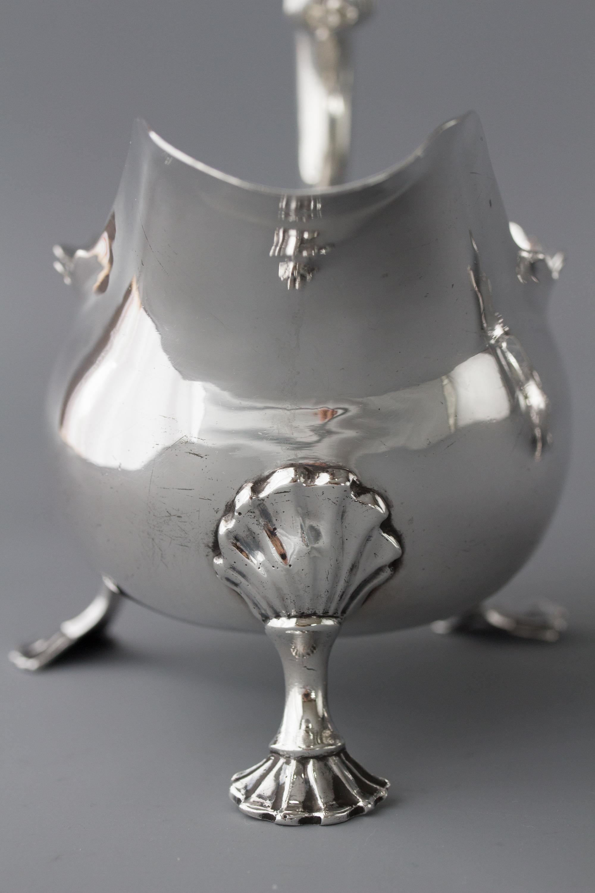 Pair of George II Silver Sauce Boats, London, 1752 11