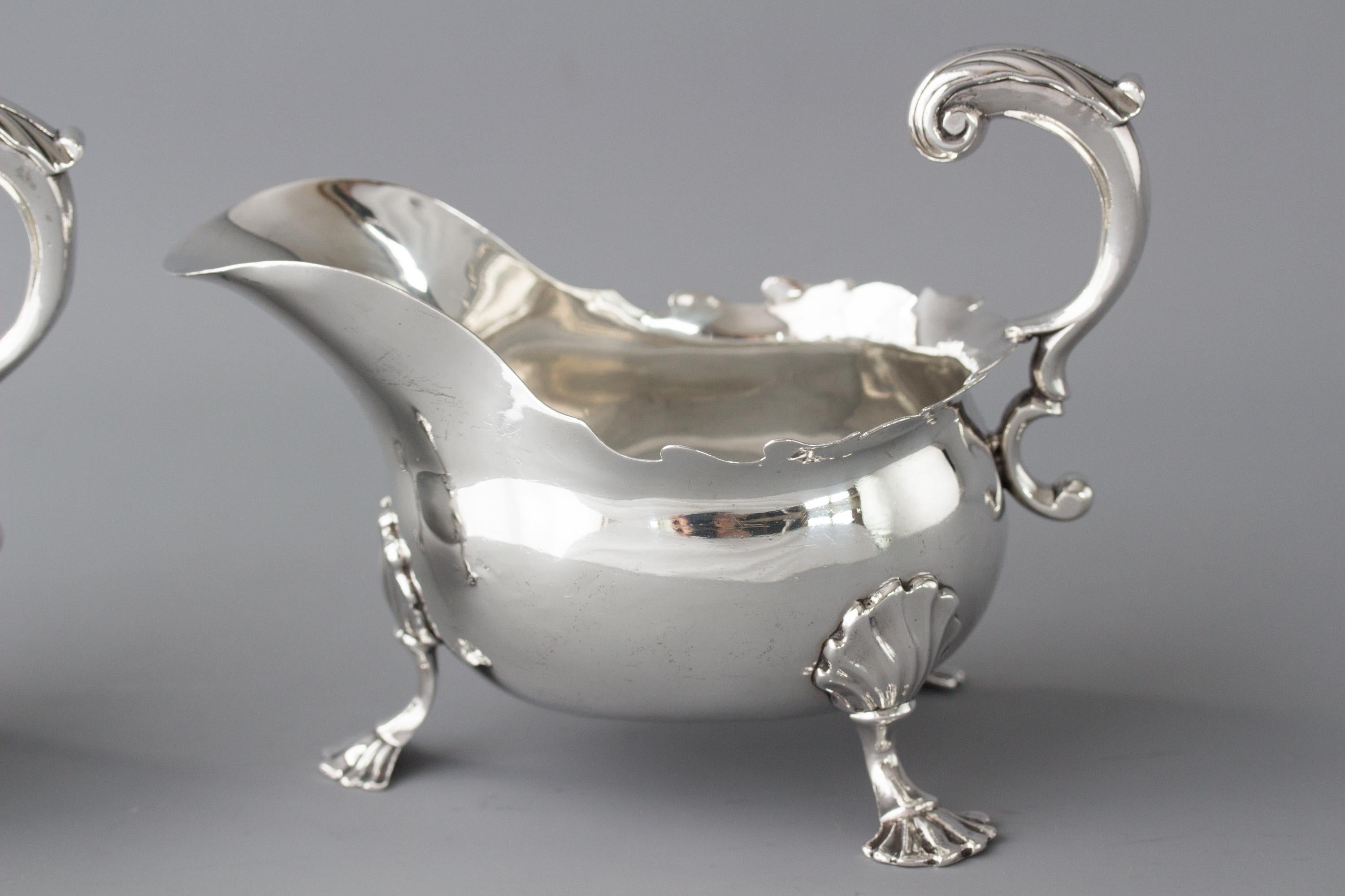 British Pair of George II Silver Sauce Boats, London, 1752