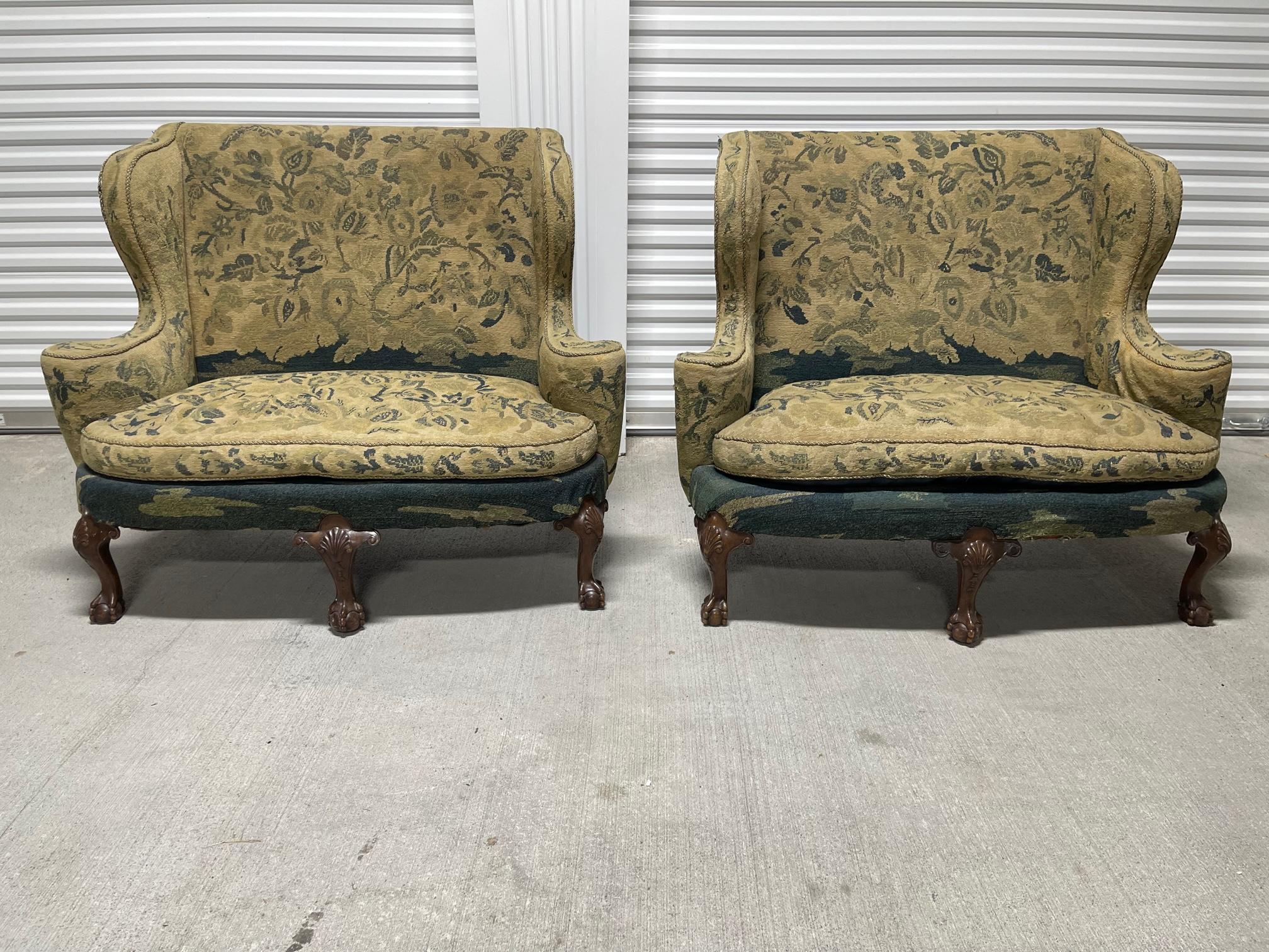 Pair of George II Style Carved Walnut Settees Needlework, 19th Century For Sale 1