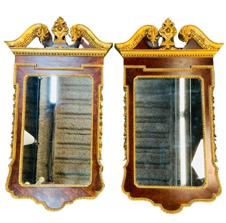 Paire de miroirs de console de style George II, ronce de noyer et parchemin doré Bon état - En vente à Stamford, CT