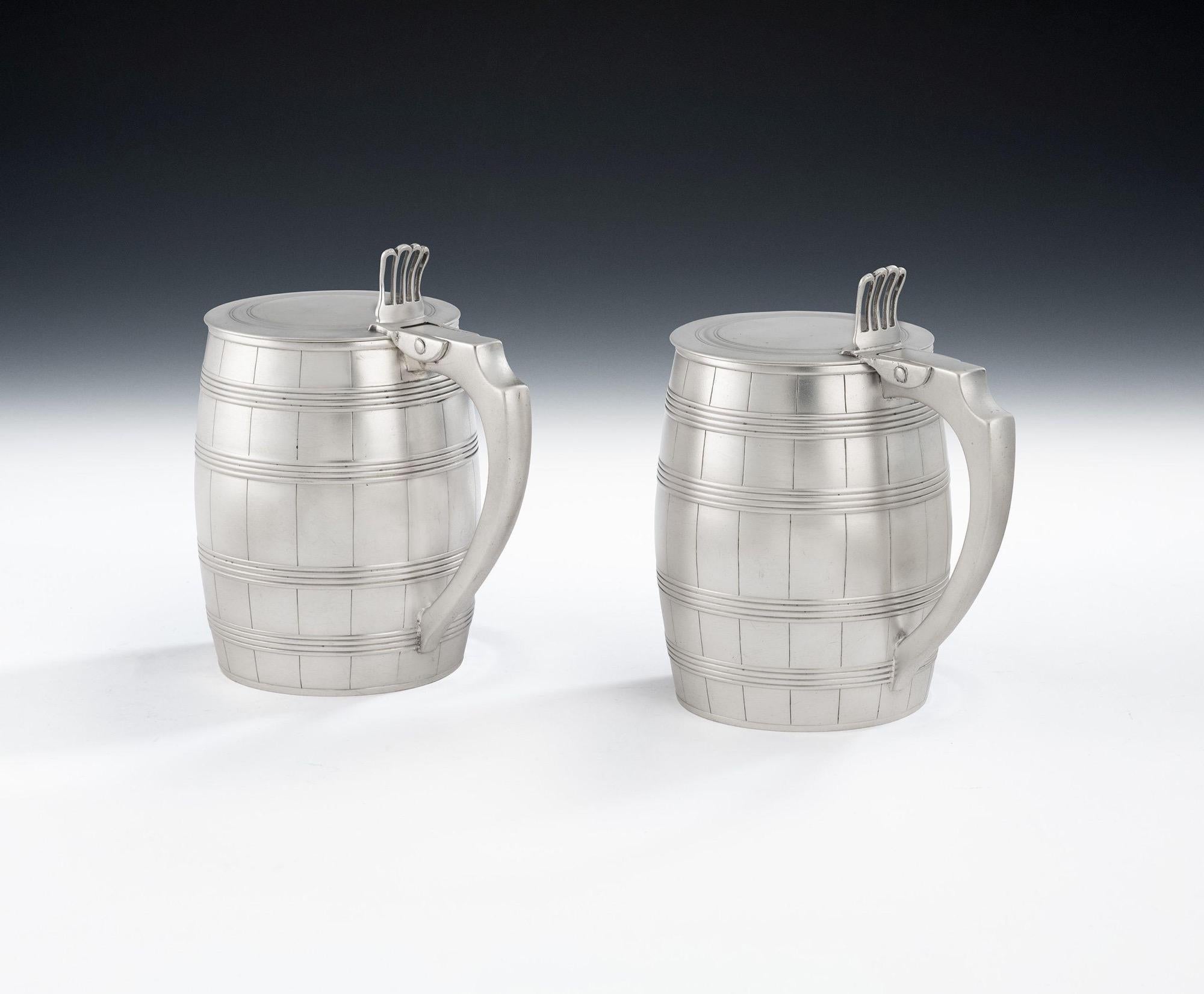  Pair of George III Covered Barrel Tankards by William Bennett, 1789 In Good Condition For Sale In London, GB