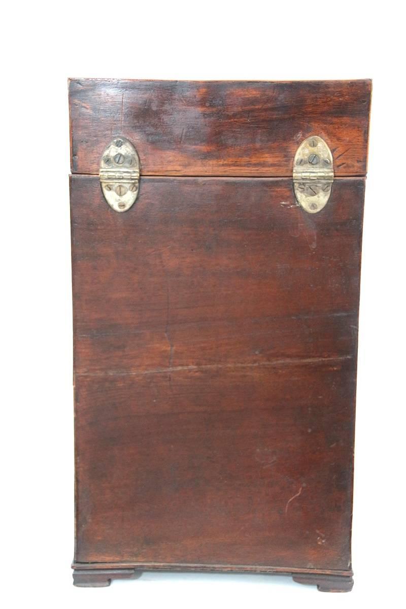 Pair of George III Figured Mahogany Inlaid Cutlery Boxes For Sale 1
