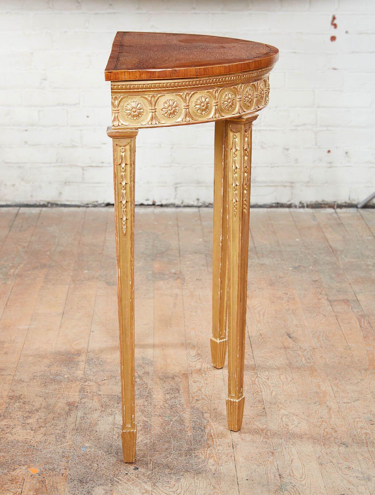 Pair of George III Giltwood and Mahogany Console Tables In Good Condition For Sale In Greenwich, CT