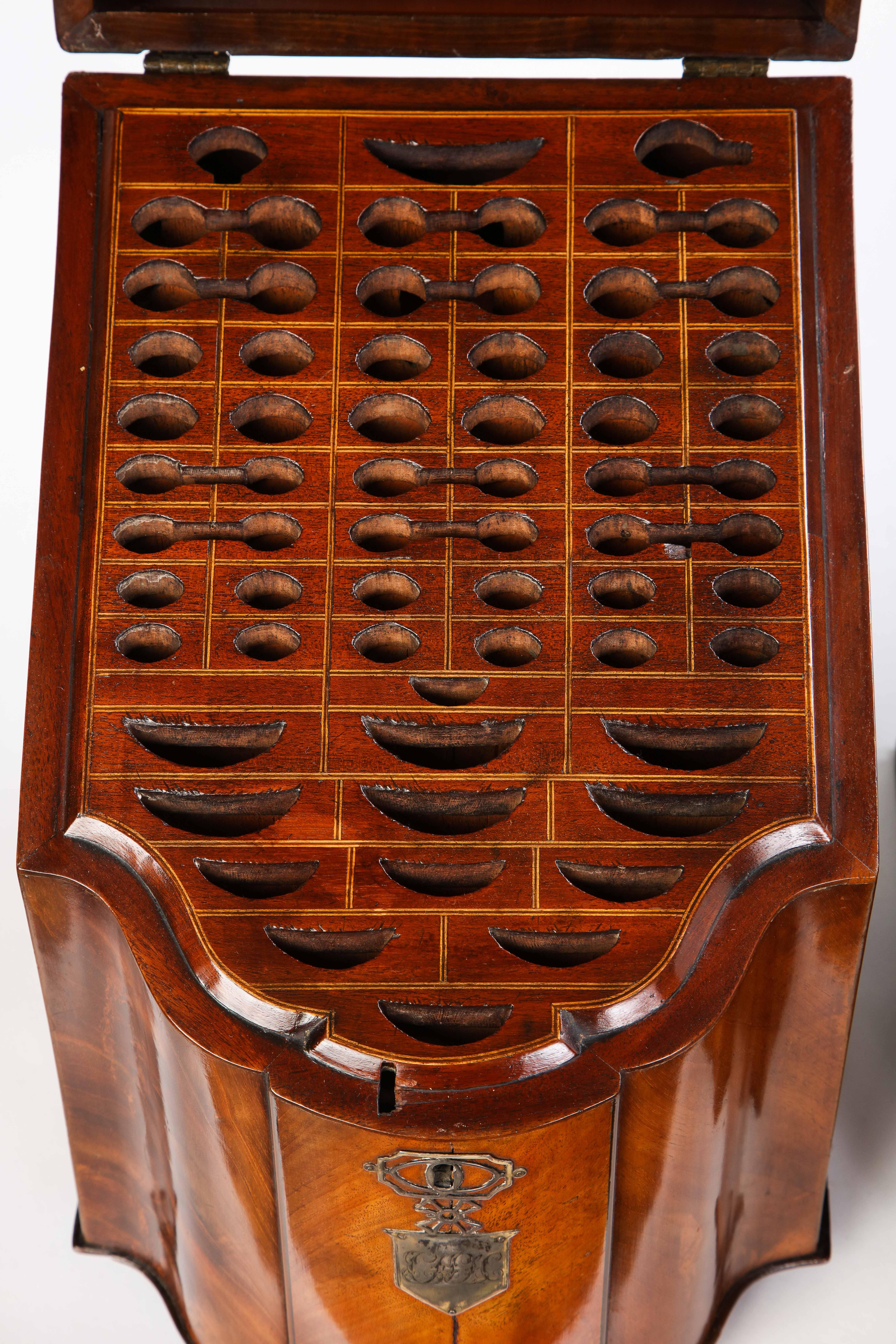 Pair of George III Mahogany Cutlery Boxes, Late 18th Century 8