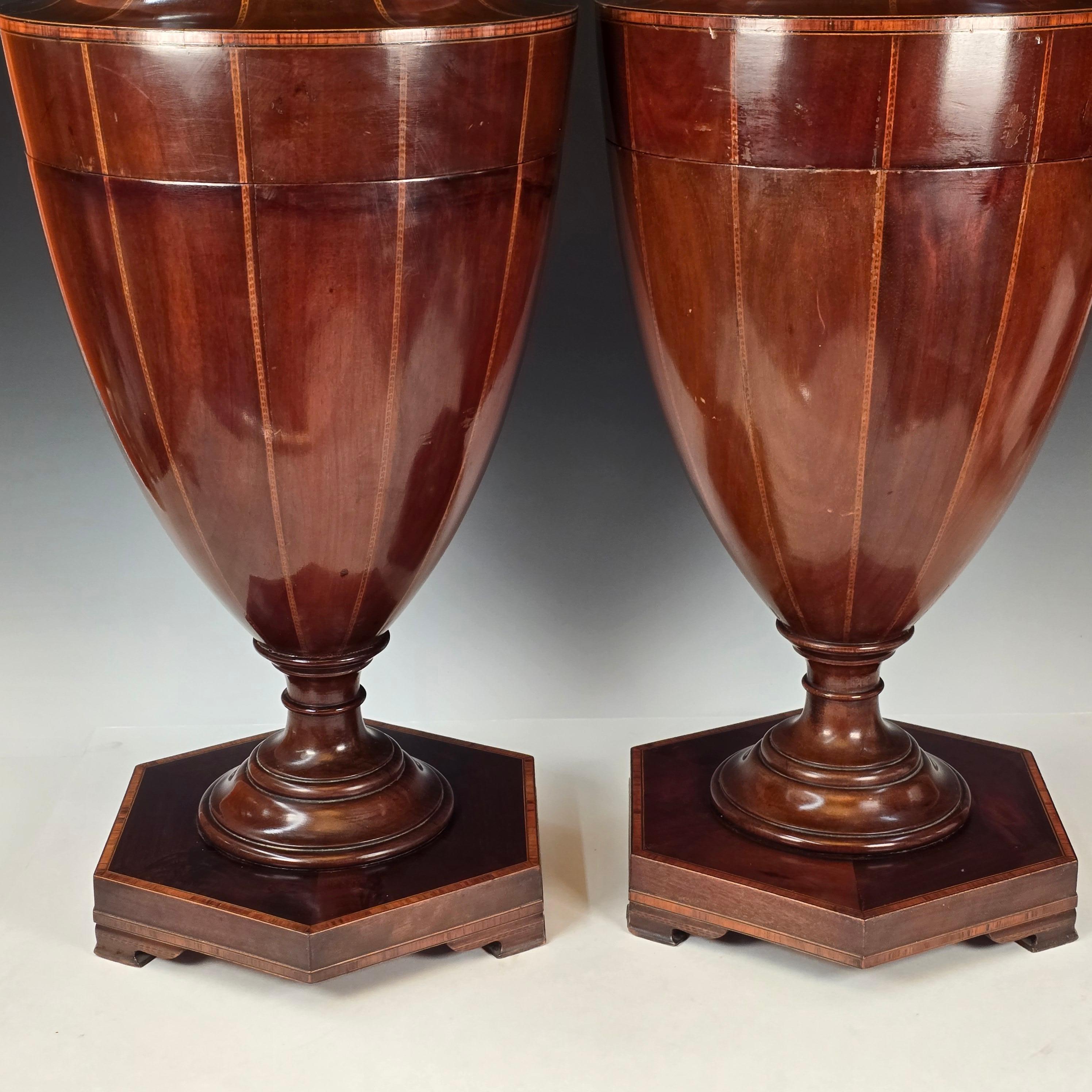 Pareja de cuchilleros de caoba Jorge III en venta 5