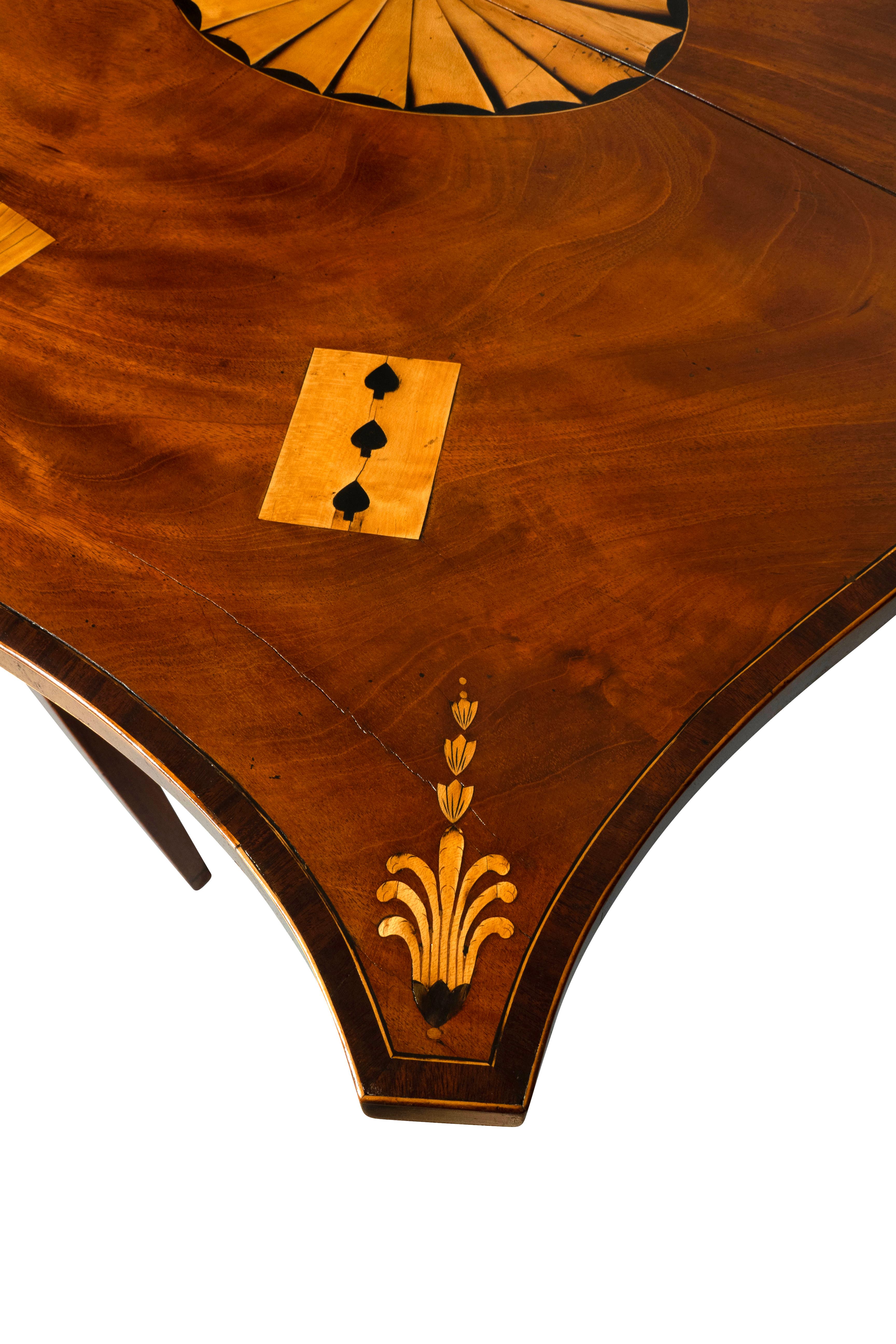 Coppia di tavoli da gioco in mogano di Giorgio III in vendita 11