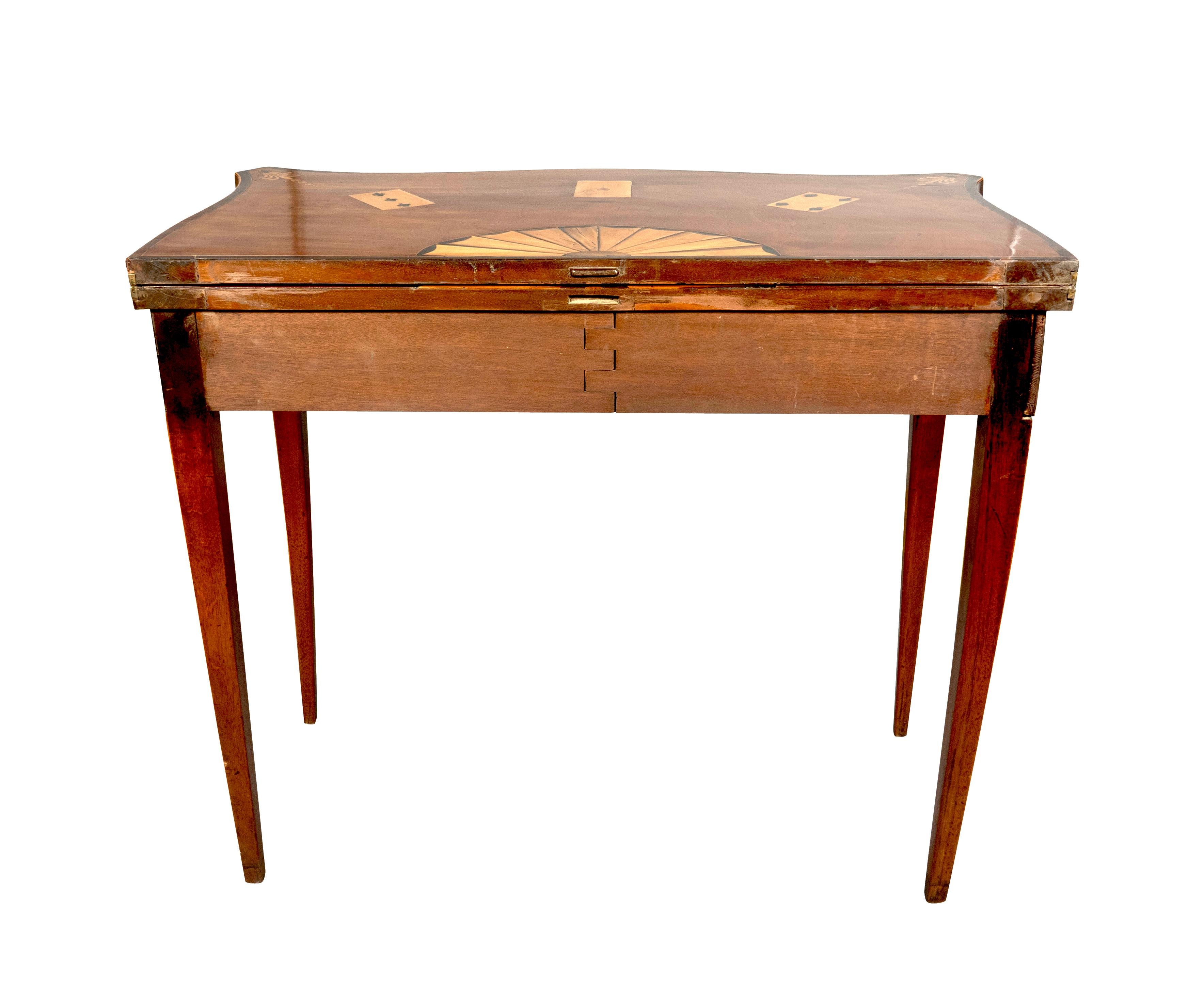 XVIII secolo Coppia di tavoli da gioco in mogano di Giorgio III in vendita