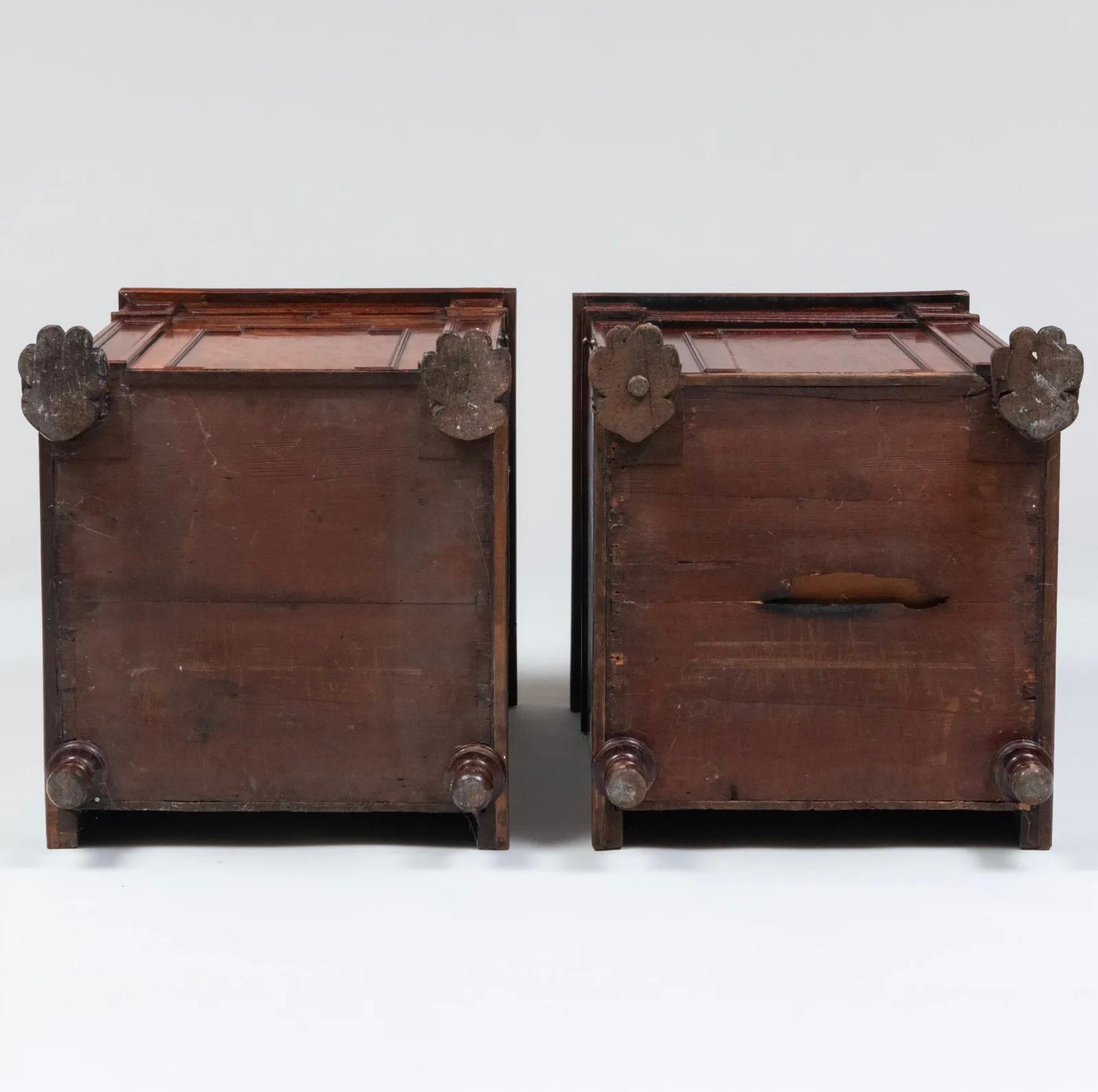 Pair of George III Mahogany Pedestal Cabinets For Sale 8
