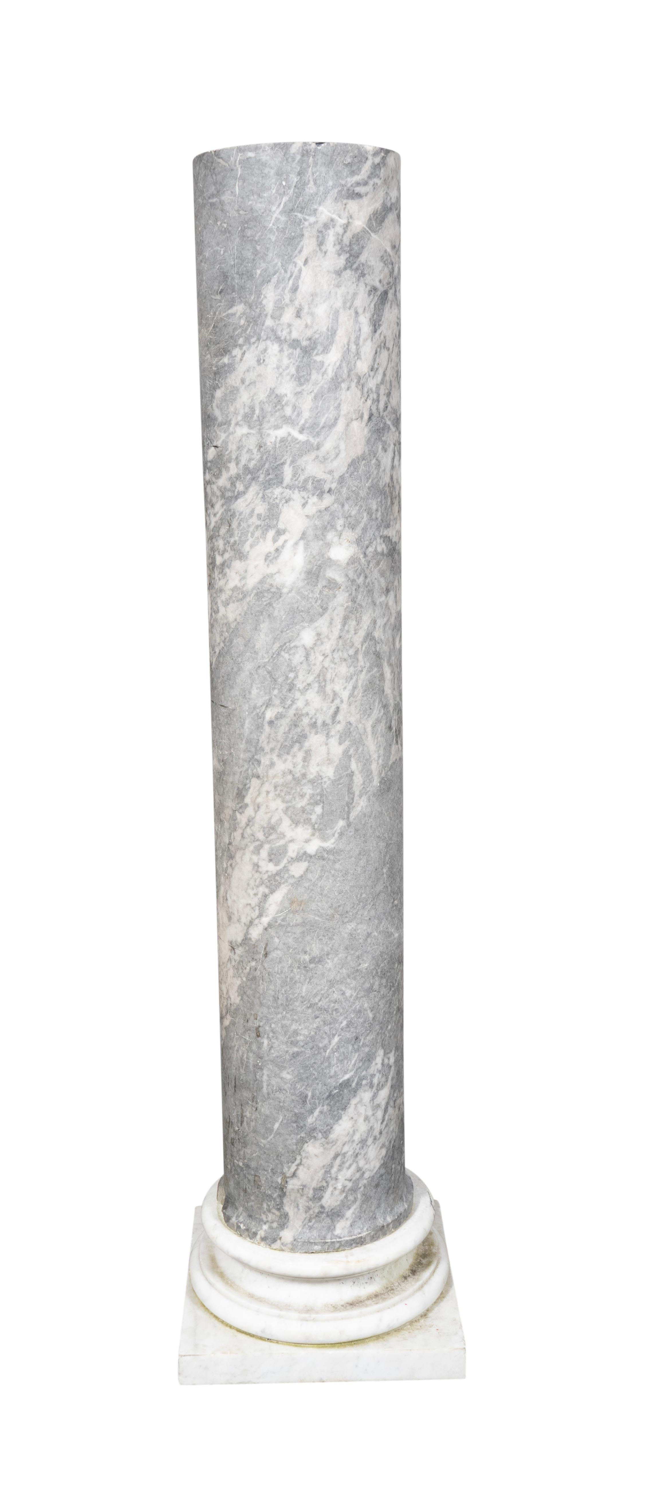 Paar Marmorsockel aus George III. im Angebot 2