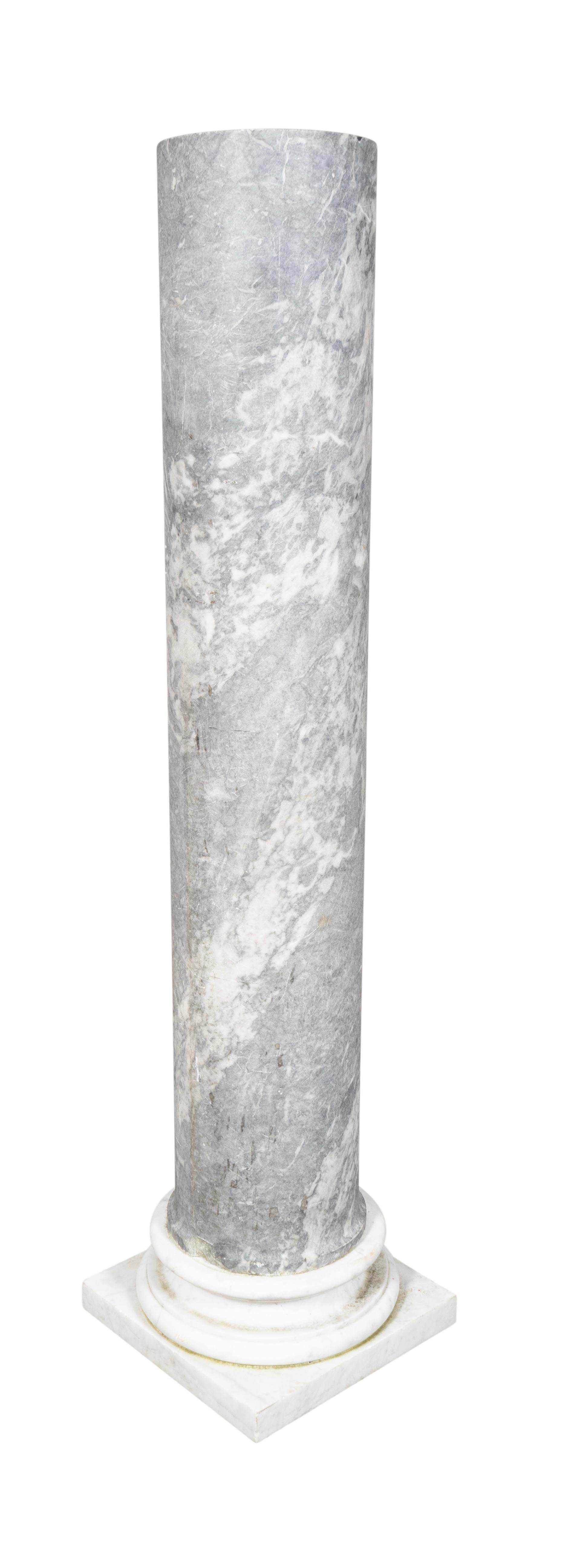 Paar Marmorsockel aus George III. im Angebot 4
