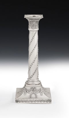 Paire de chandeliers néoclassiques George III par John Winter & Company, 1775