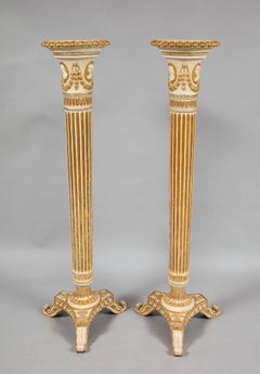 Paire de The Pedestals en bois peint et doré de George III