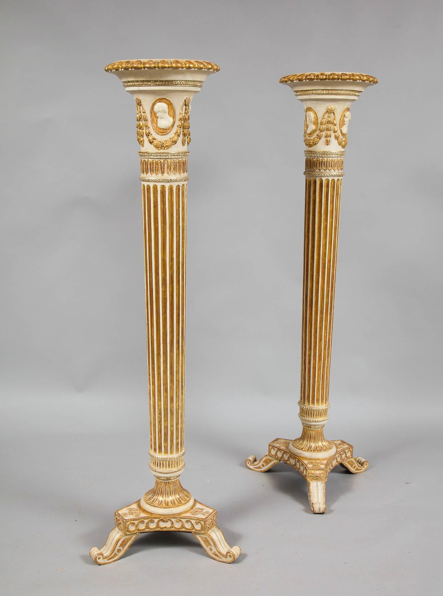 18th Century Pair of George III Painted and Giltwood Pedestals For Sale