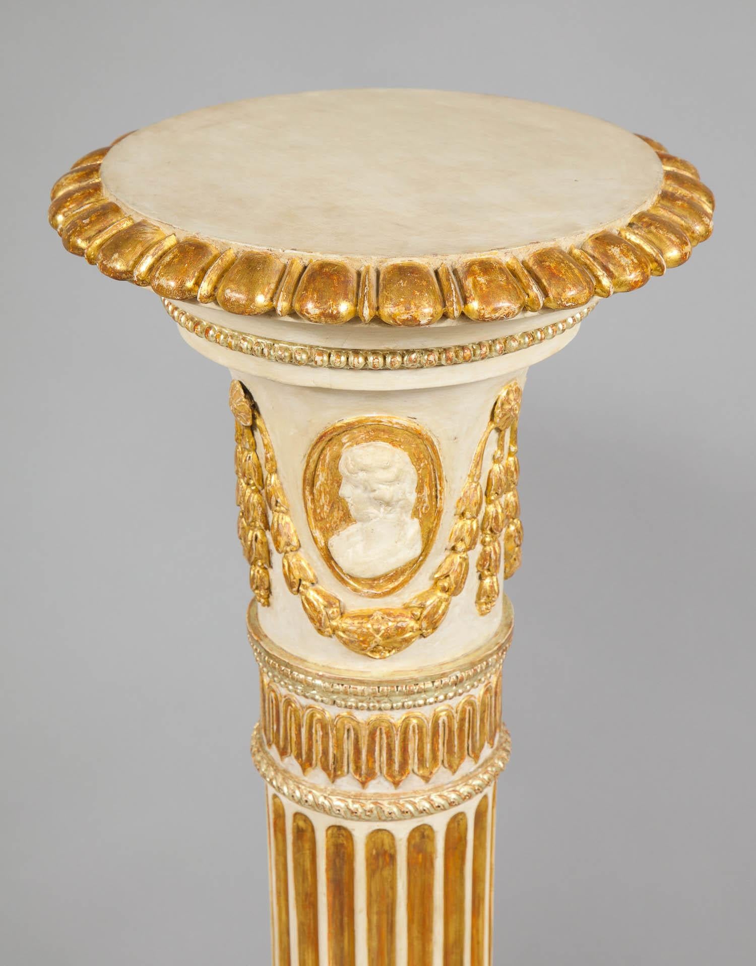 Pair of George III Painted and Giltwood Pedestals For Sale 3