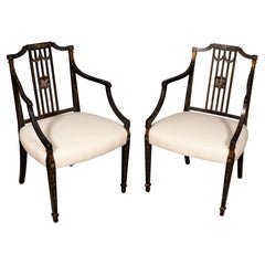 Paar bemalte Sessel im Stil von George III.