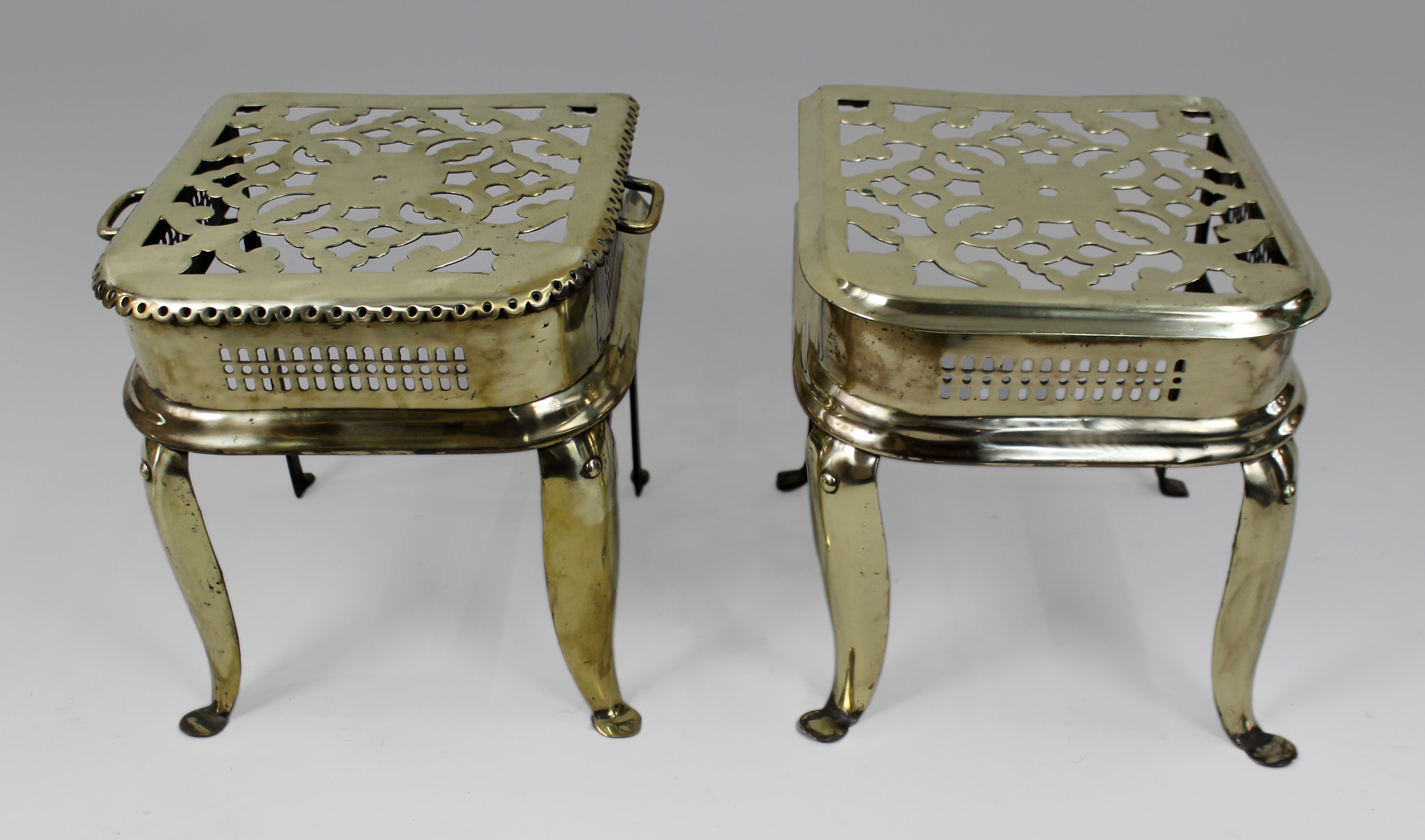 British Pair of George III Pierced Brass Footman Trivets, England circa 1800 For Sale