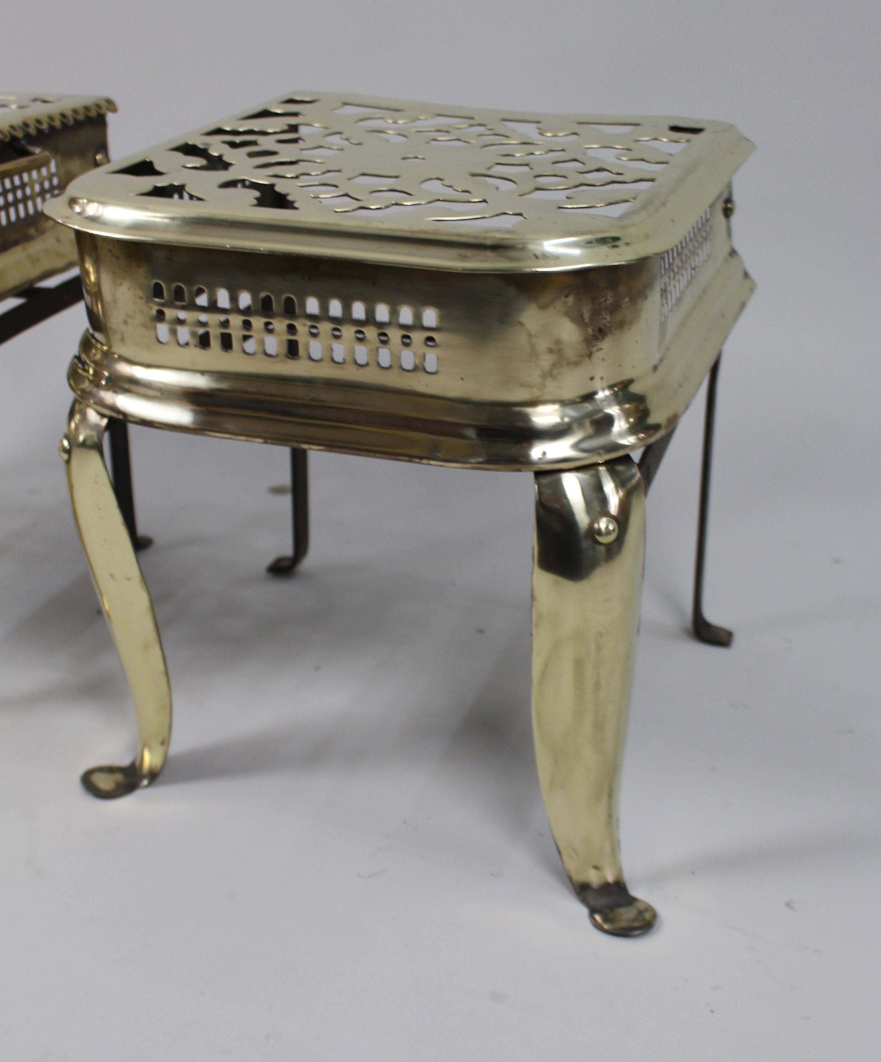 19th Century Pair of George III Pierced Brass Footman Trivets, England circa 1800 For Sale