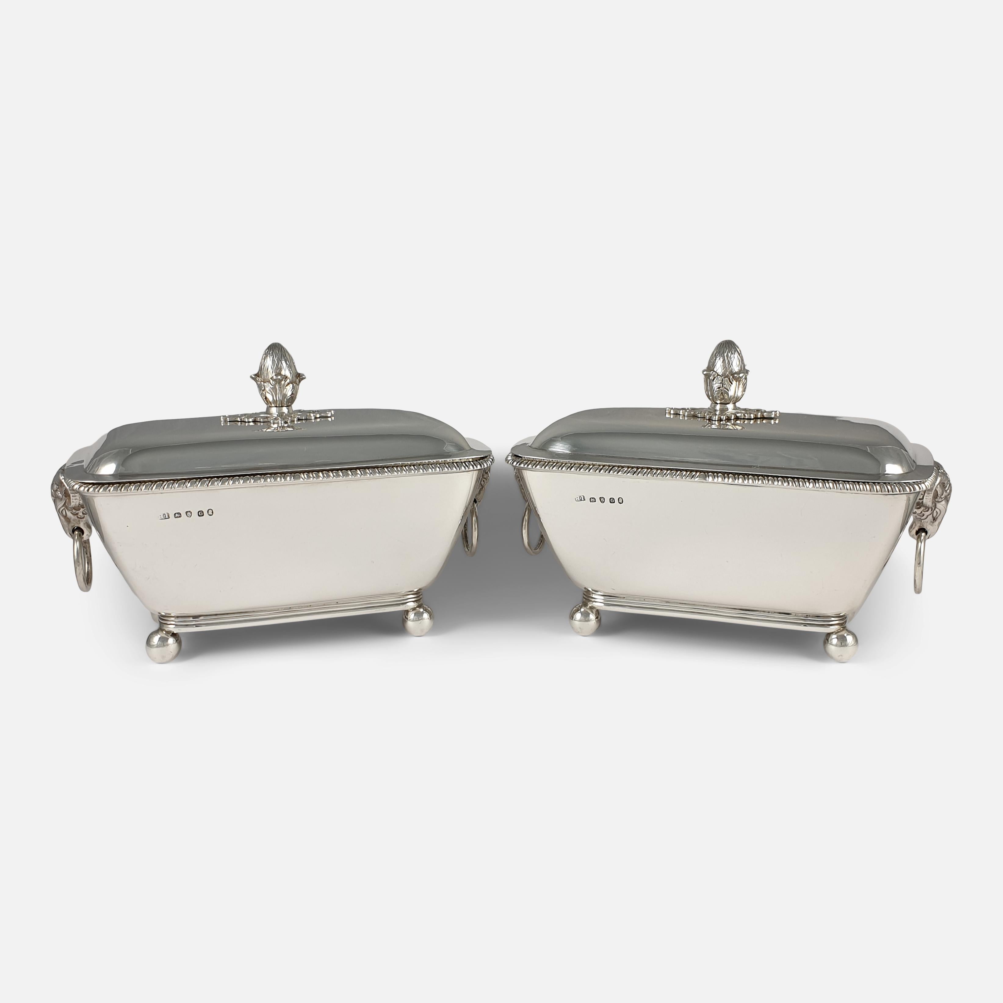 Pair of George III Silver Sauce Tureens and Covers, John Robins, London, 1802 For Sale 5