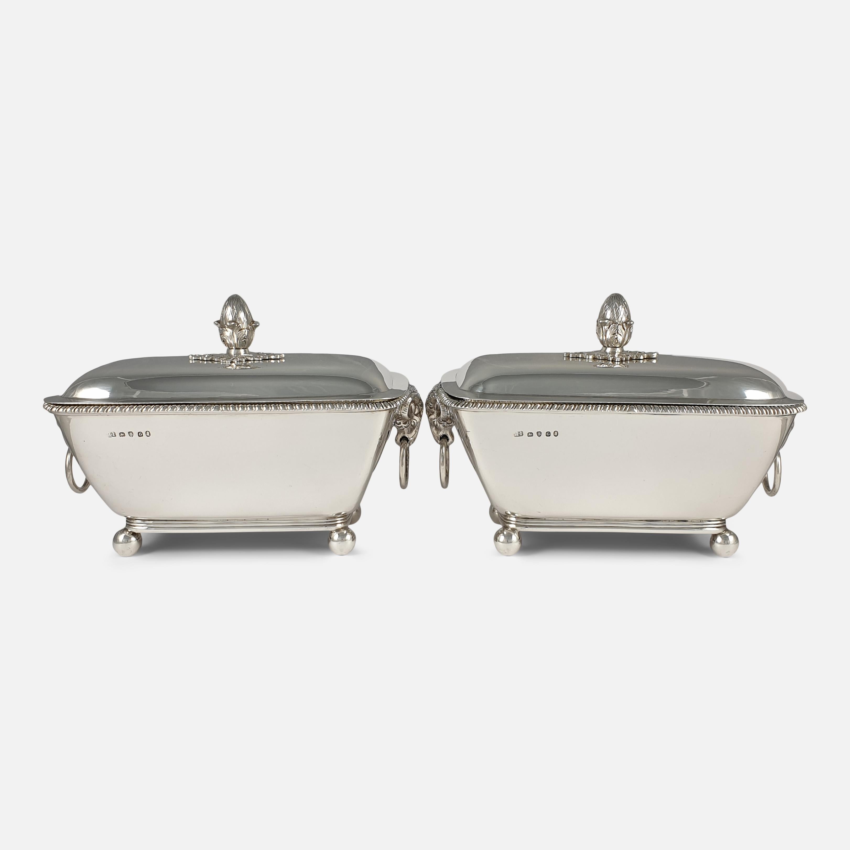 Pair of George III Silver Sauce Tureens and Covers, John Robins, London, 1802 For Sale 6