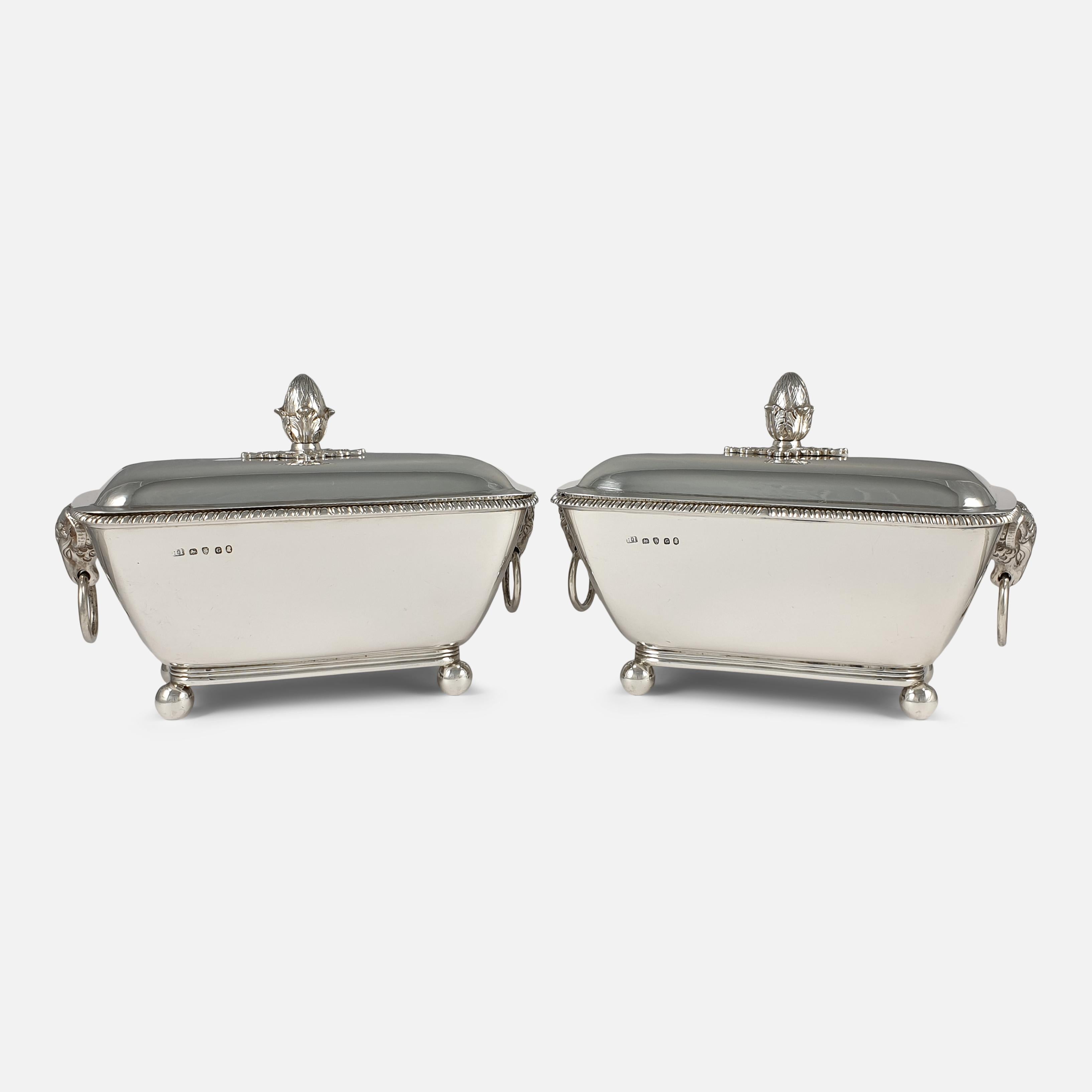 Pair of George III Silver Sauce Tureens and Covers, John Robins, London, 1802 For Sale 12