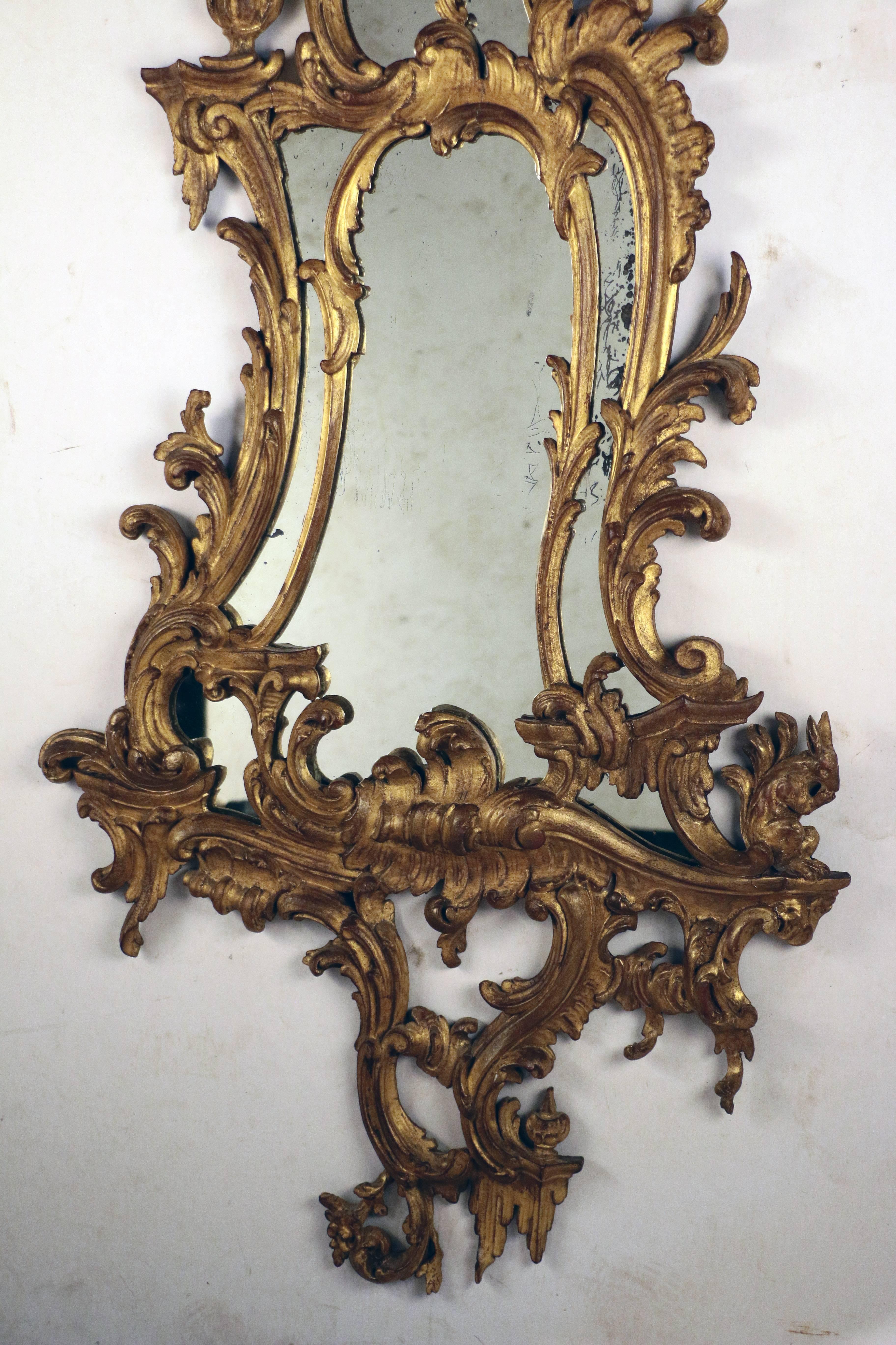 XIXe siècle Paire de miroirs en bois doré de style George III en vente