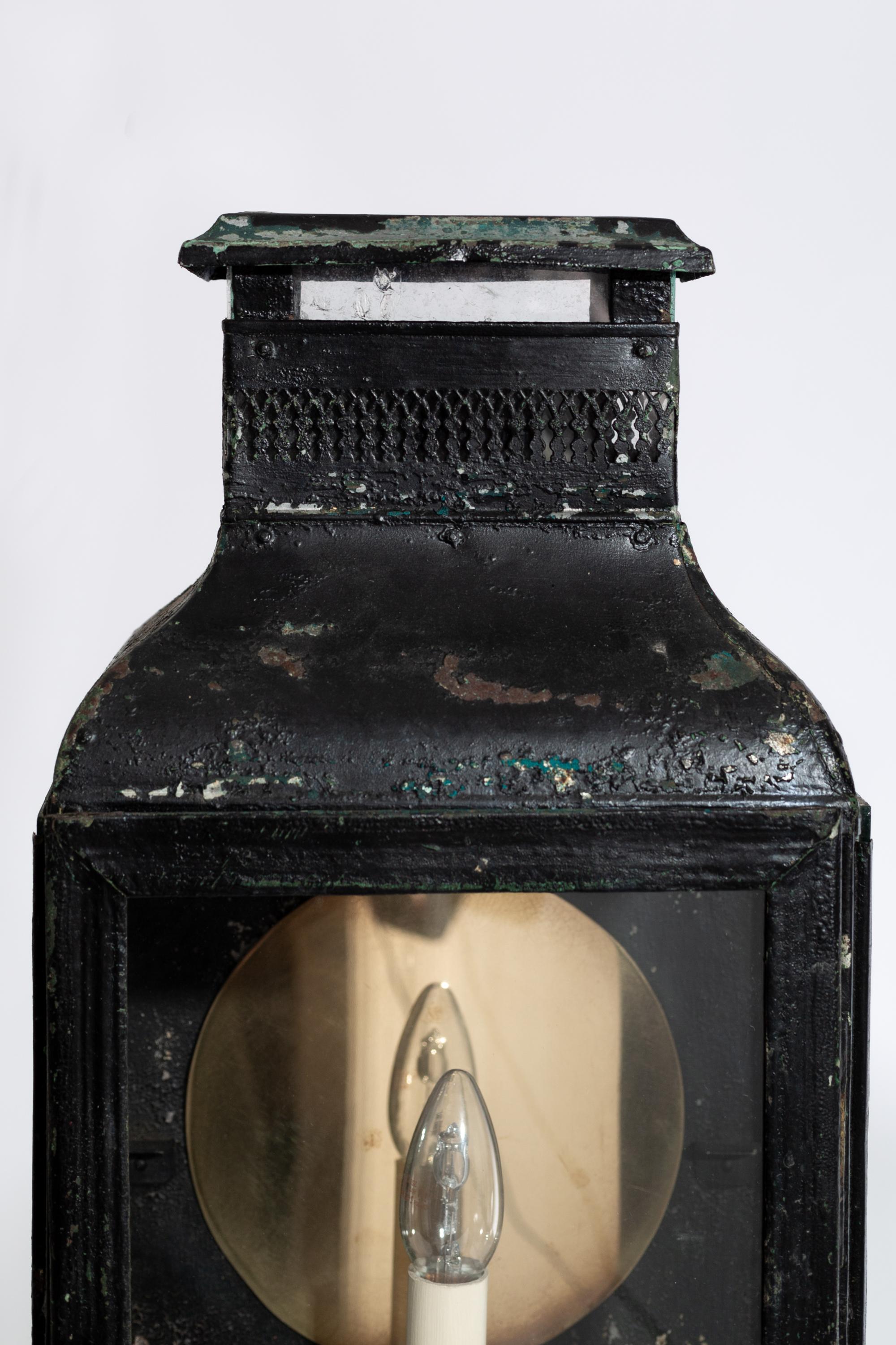 Pair of George III Tole Painted Wall Lanterns For Sale 2