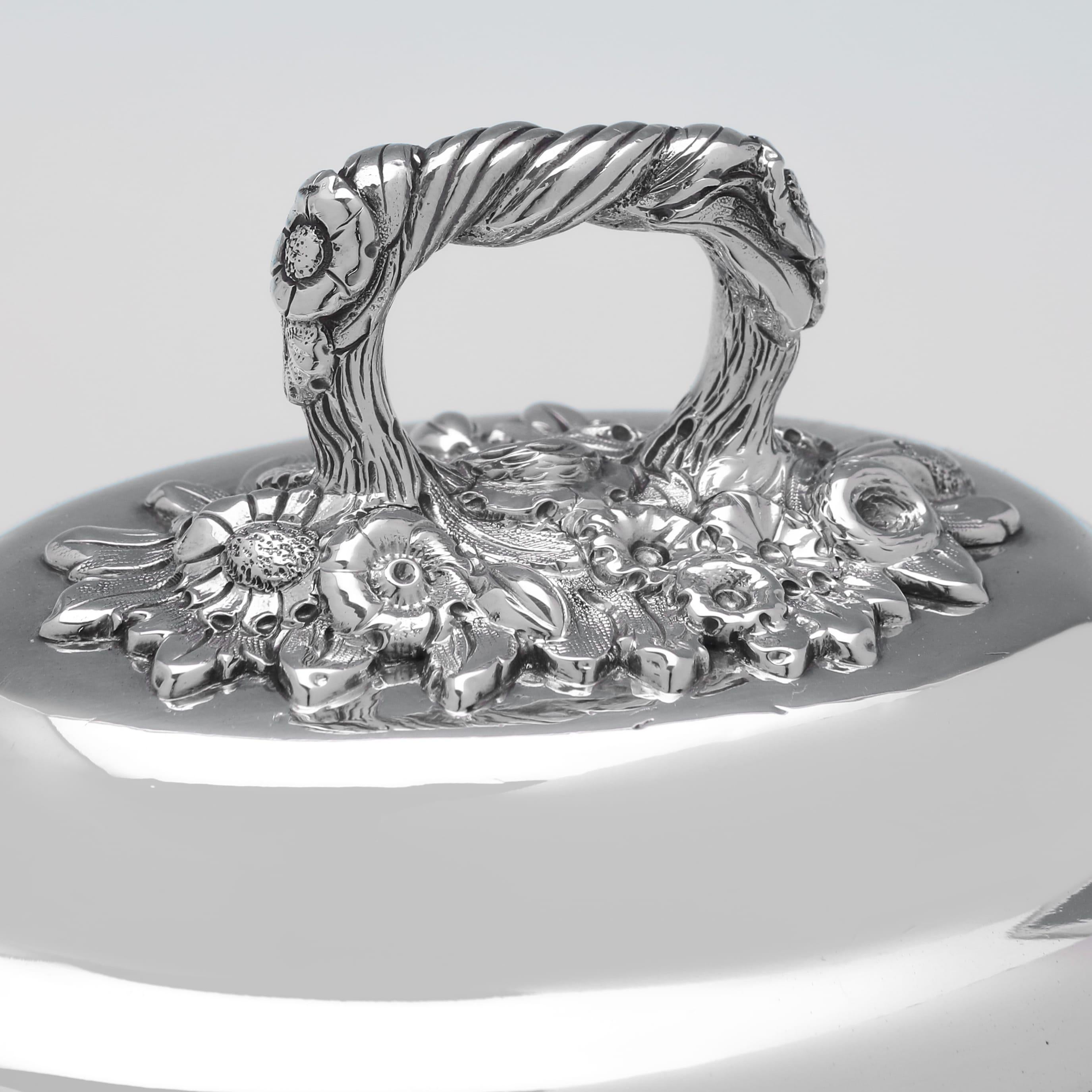 Paire de soupières à sauce en argent sterling d'époque George IV fabriquées à Édimbourg en 1829 Bon état - En vente à London, London