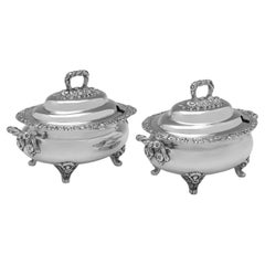 Pair of George IV period sterling silver sauce tureens made in Edinburgh 1829