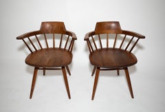 Paire de chaises « capitaine » de George Nakashima