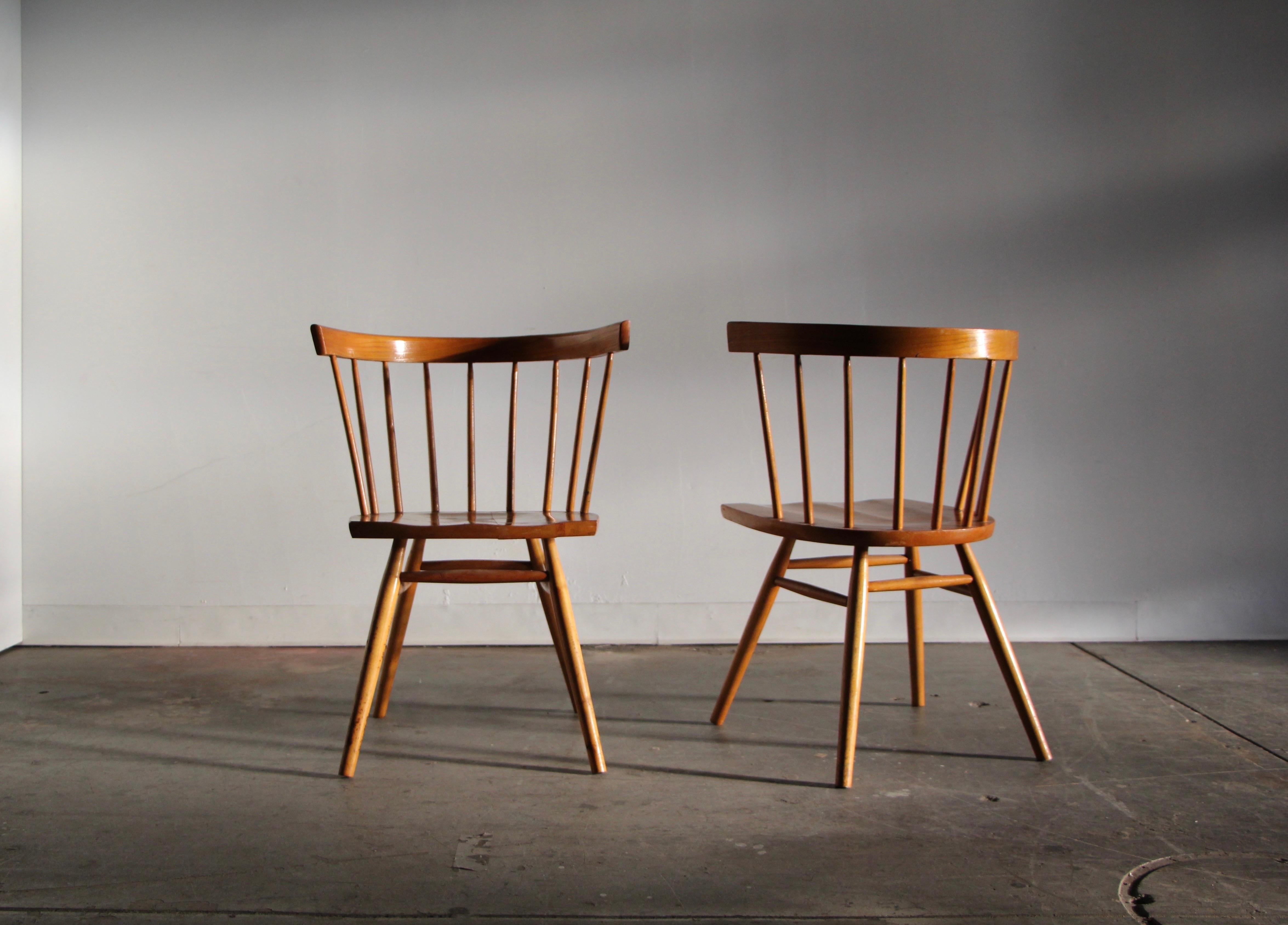 Pair of George Nakashima Hickory Straight Chairs for Knoll, 1940s 7