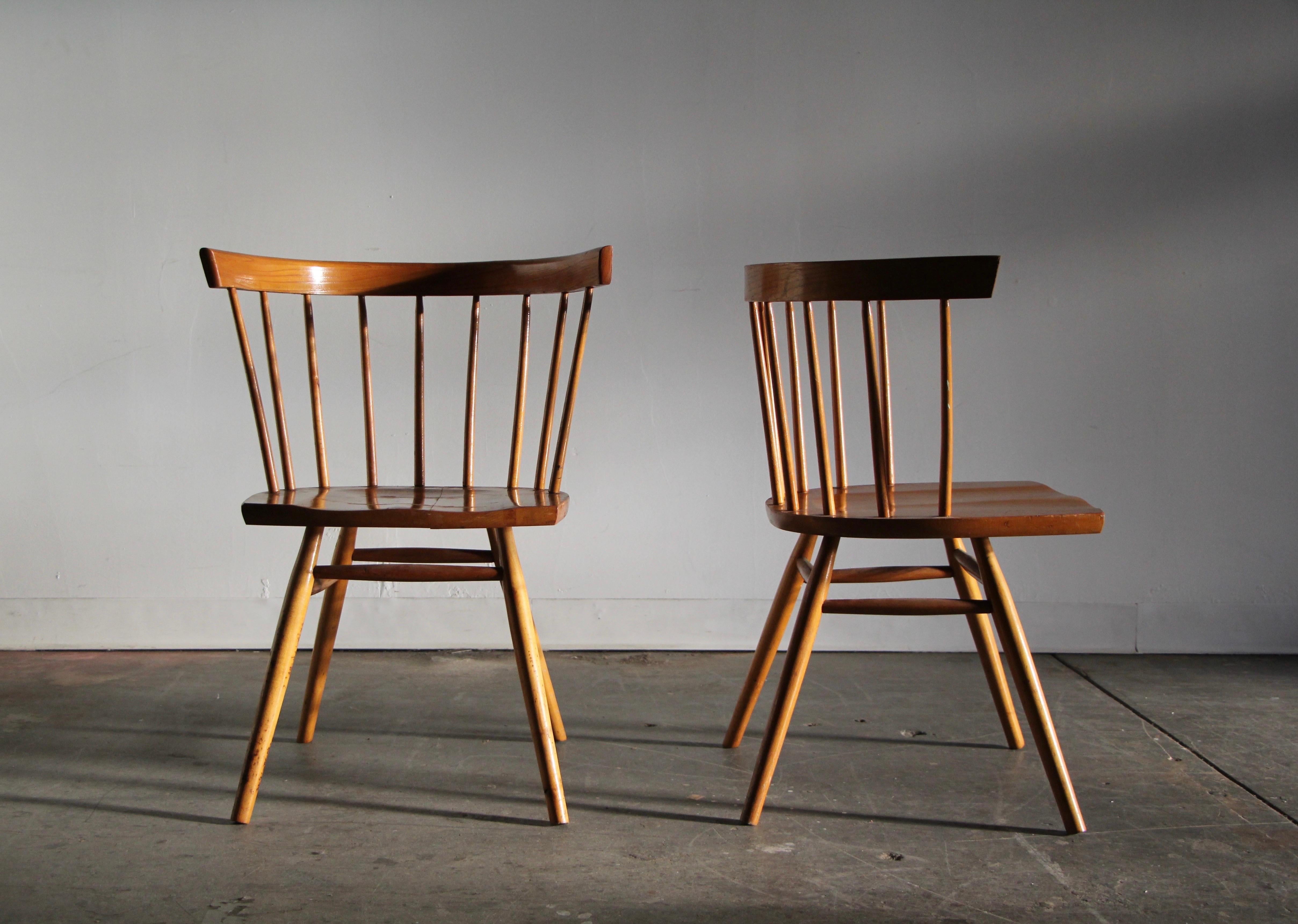 Pair of George Nakashima Hickory Straight Chairs for Knoll, 1940s 3