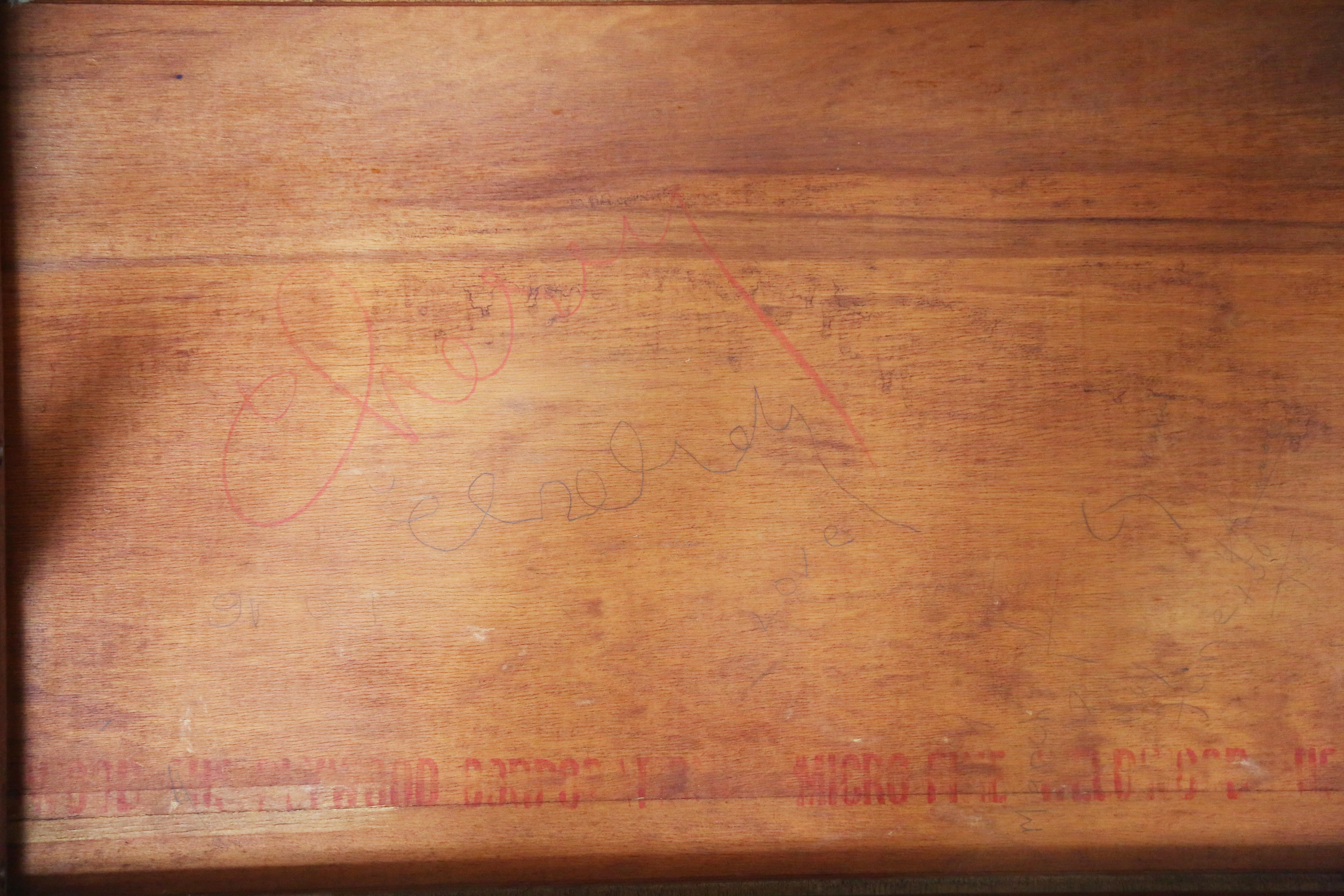 Coppia di divani George Nakashima Studio in ciliegio e tessuto Knoll in vendita 4