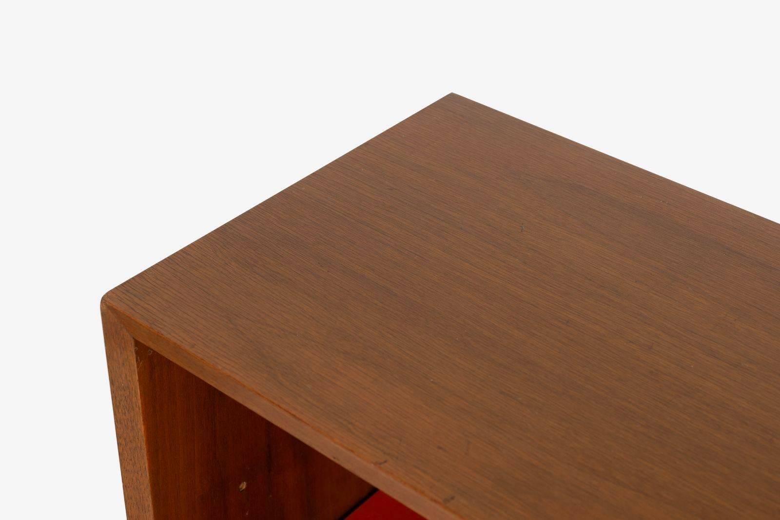 Pareja de librerías George Nelson para Herman Miller en nogal, 1950 en venta 3
