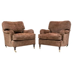 Ein Paar George Smith Brown Wildleder Signature Lounge Stühle