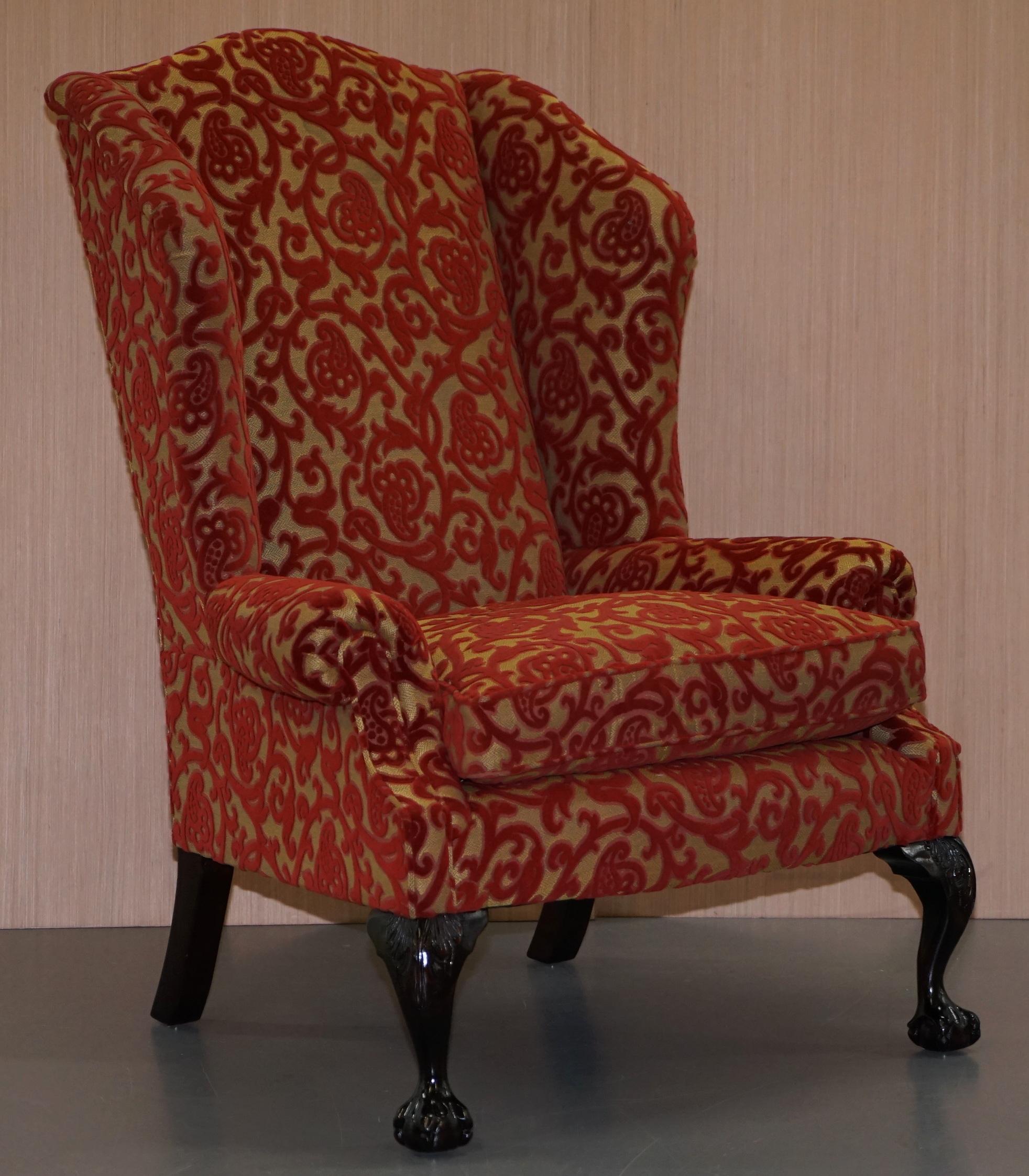 Ein Paar George Smith Chelsea Large Wingback Armchairs Claw and Ball Feet im Angebot 10